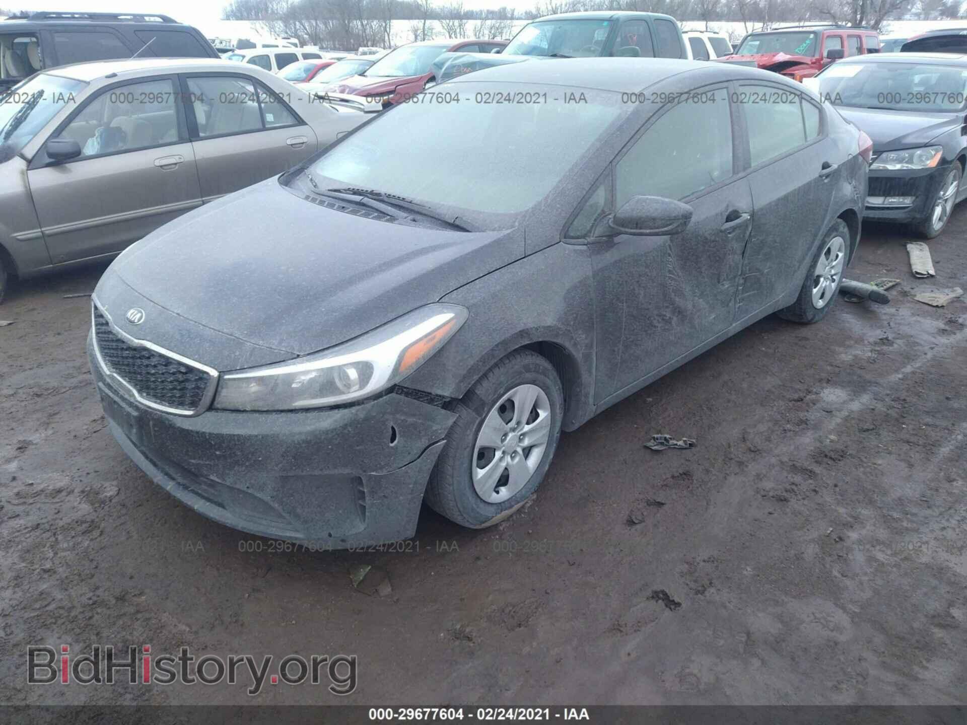 2017 KIA FORTE - VIN: 3KPFL4A76HE156115 - Фото 2