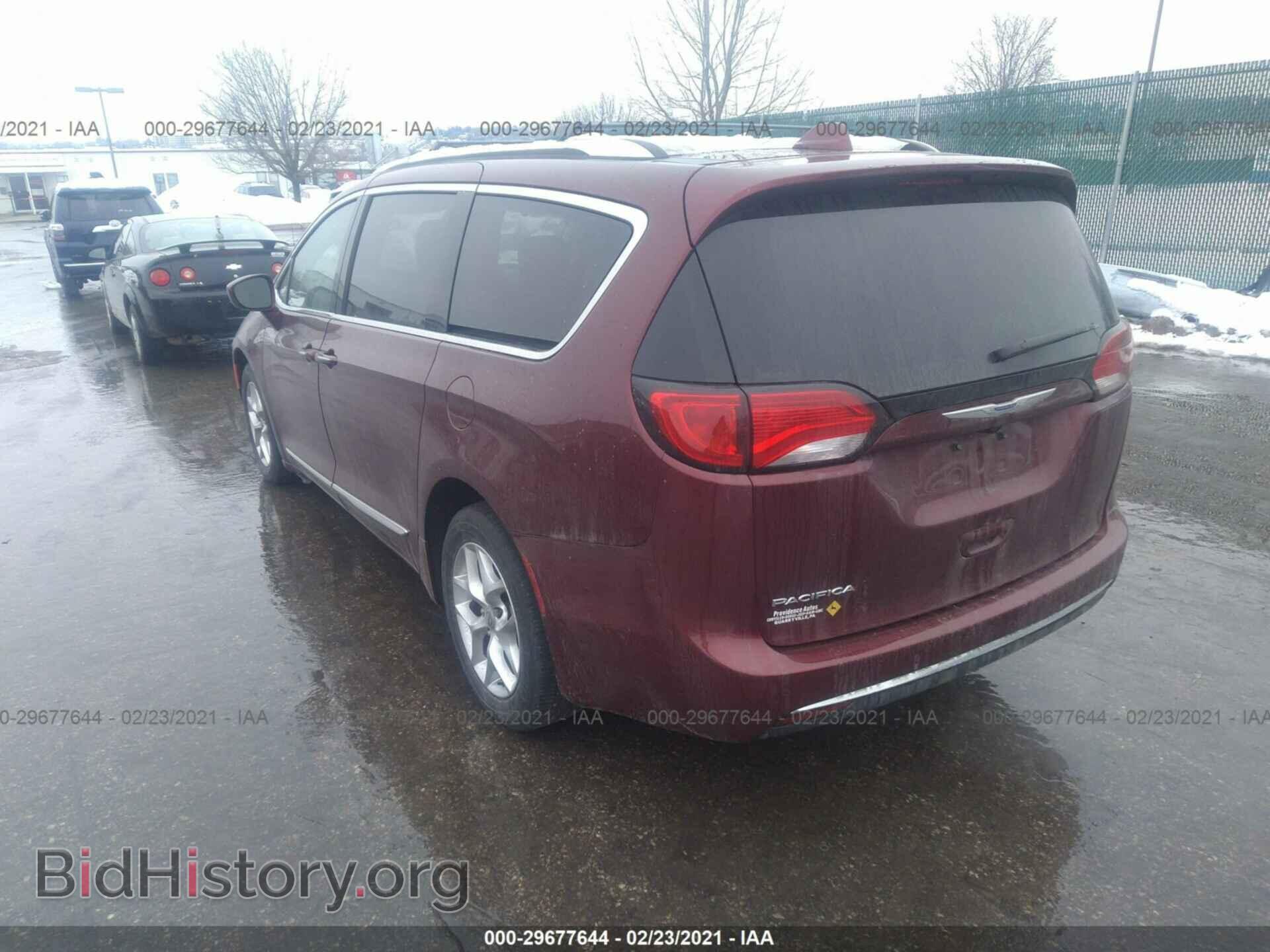 2018 CHRYSLER PACIFICA - VIN: 2C4RC1EG8JR333323 - Фото 3