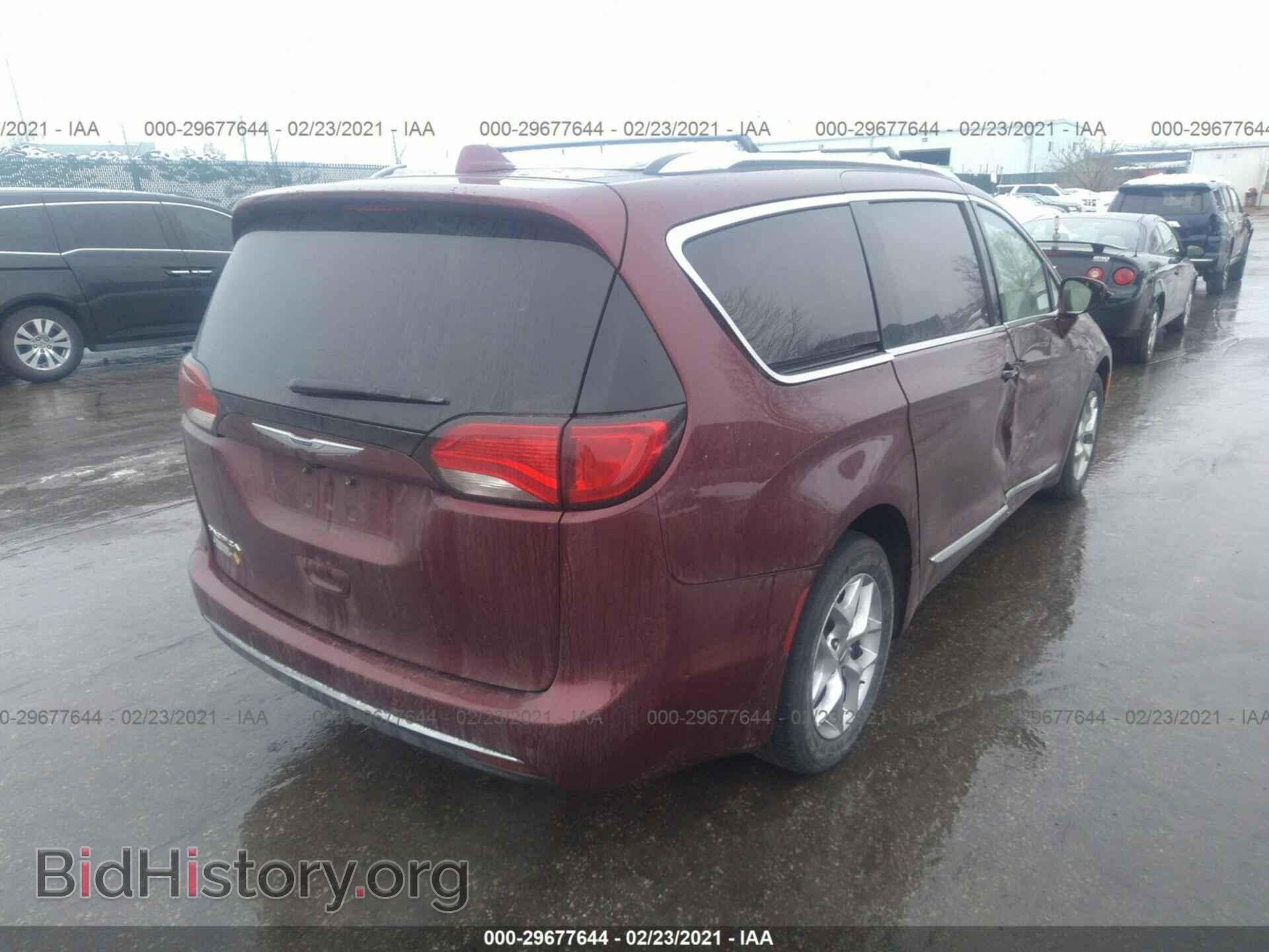 2018 CHRYSLER PACIFICA - VIN: 2C4RC1EG8JR333323 - Фото 4
