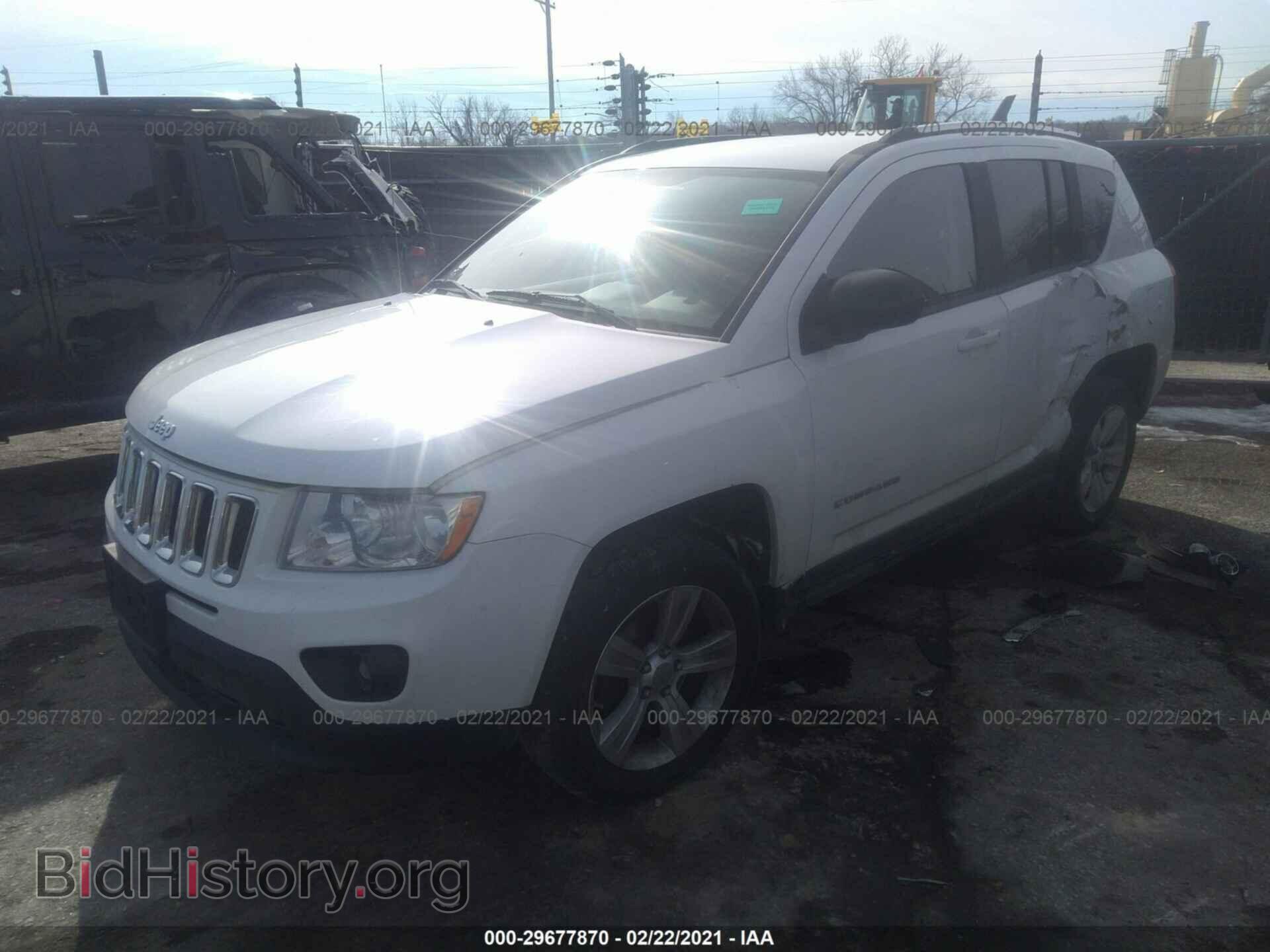 2011 JEEP COMPASS - VIN: 1J4NT1FB5BD253509 - Фото 2