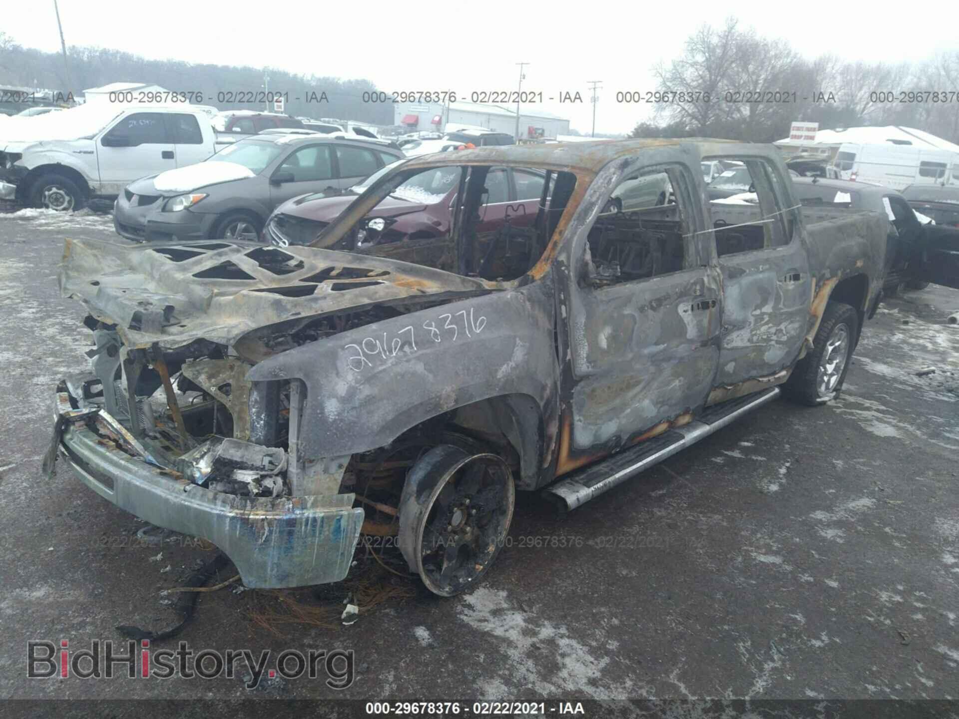2011 GMC SIERRA 1500 - VIN: 3GTP2WE39BG153473 - Фото 2