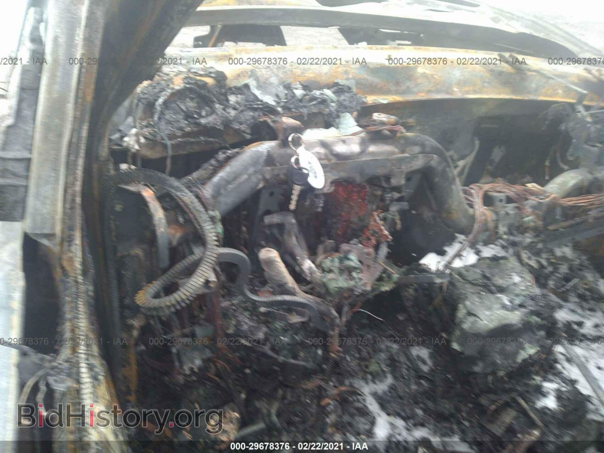 2011 GMC SIERRA 1500 - VIN: 3GTP2WE39BG153473 - Фото 7