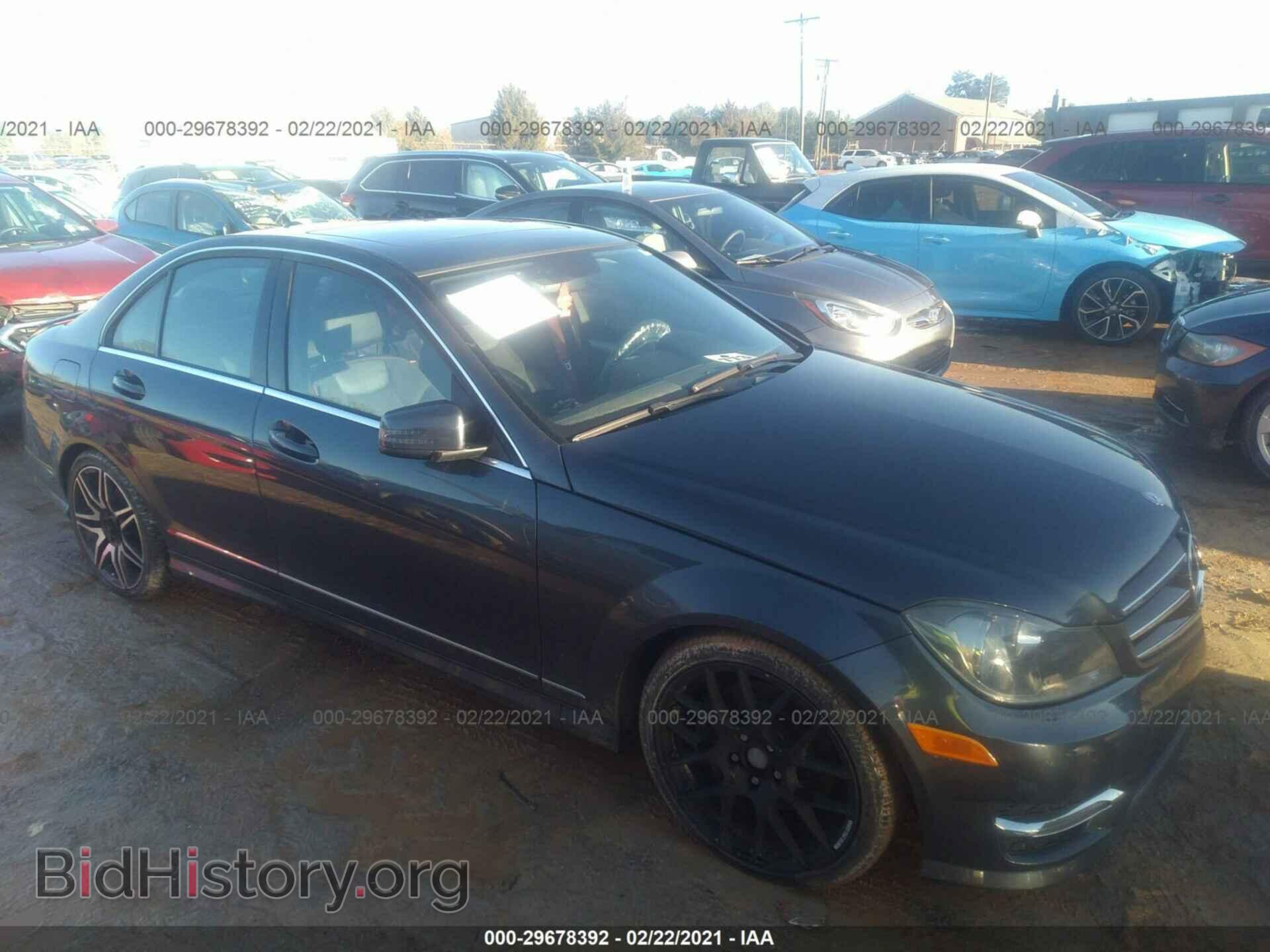 Фотография WDDGF8AB2EA894697 - MERCEDES-BENZ C-CLASS 2014
