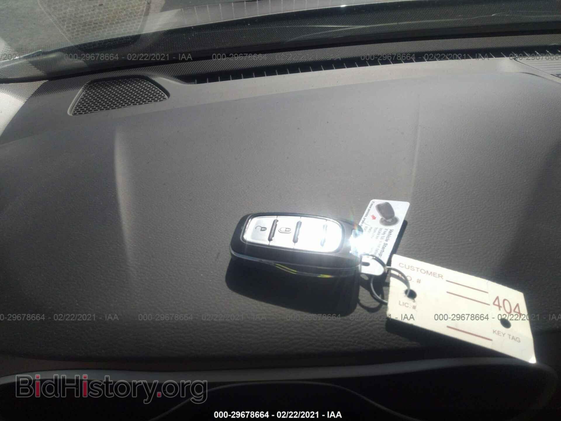 2017 CHRYSLER PACIFICA - VIN: 2C4RC1CG2HR594170 - Фото 11