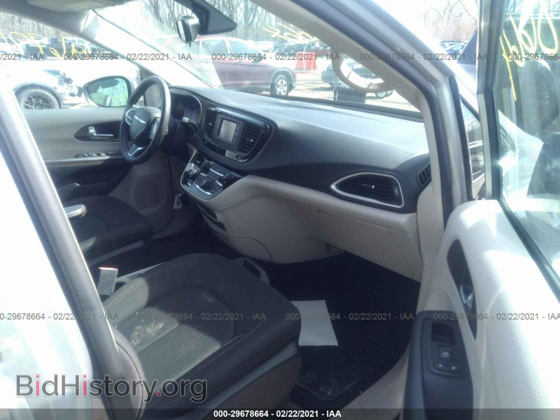2017 CHRYSLER PACIFICA - VIN: 2C4RC1CG2HR594170 - Фото 5