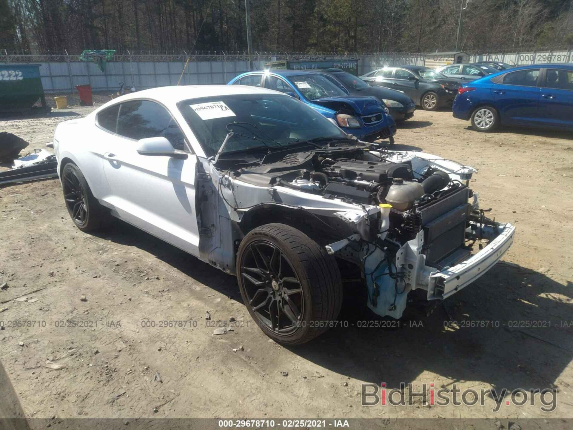 Photo 1FA6P8TH4J5112848 - FORD MUSTANG 2018