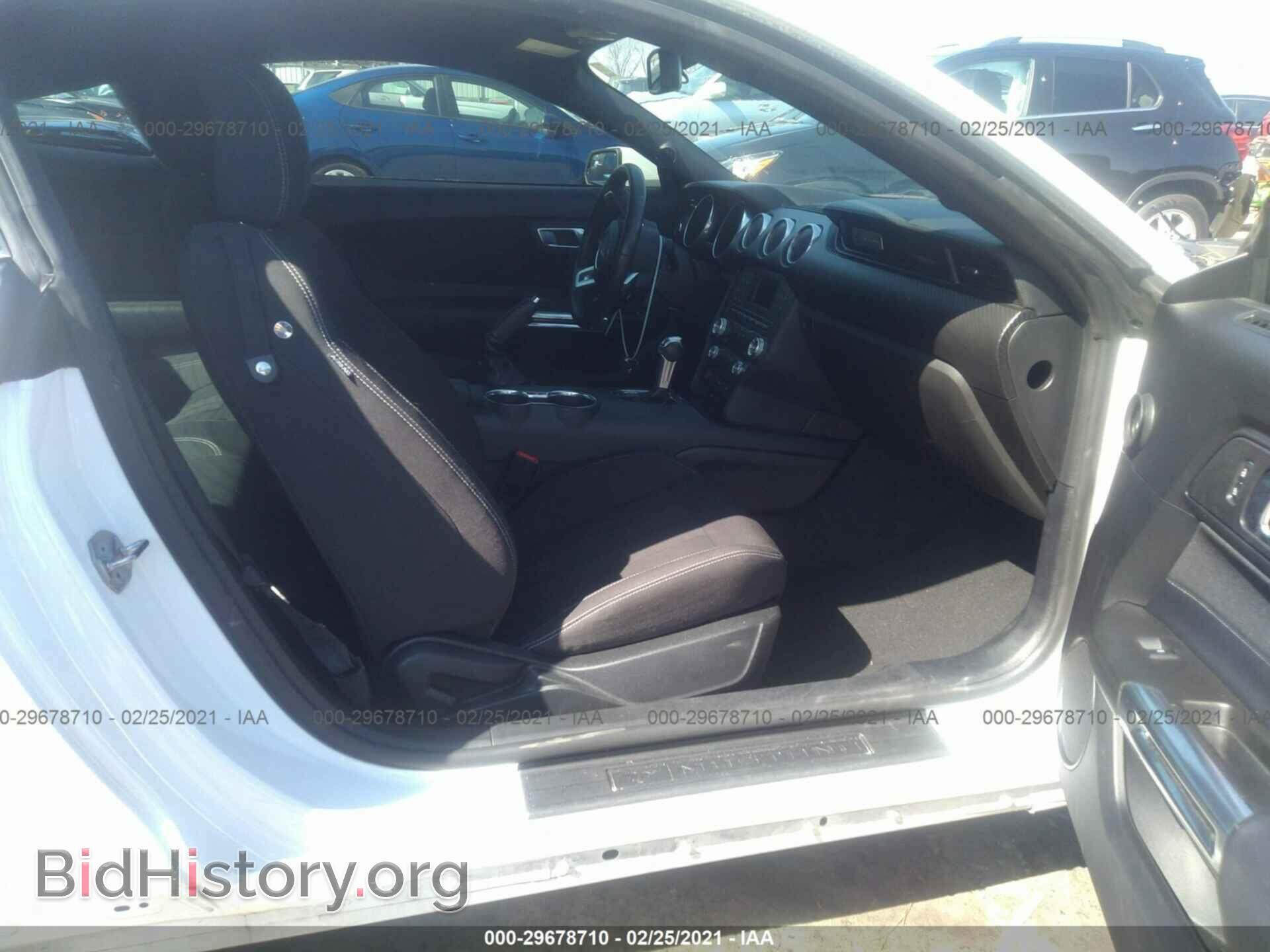 2018 FORD MUSTANG - VIN: 1FA6P8TH4J5112848 - Фото 5