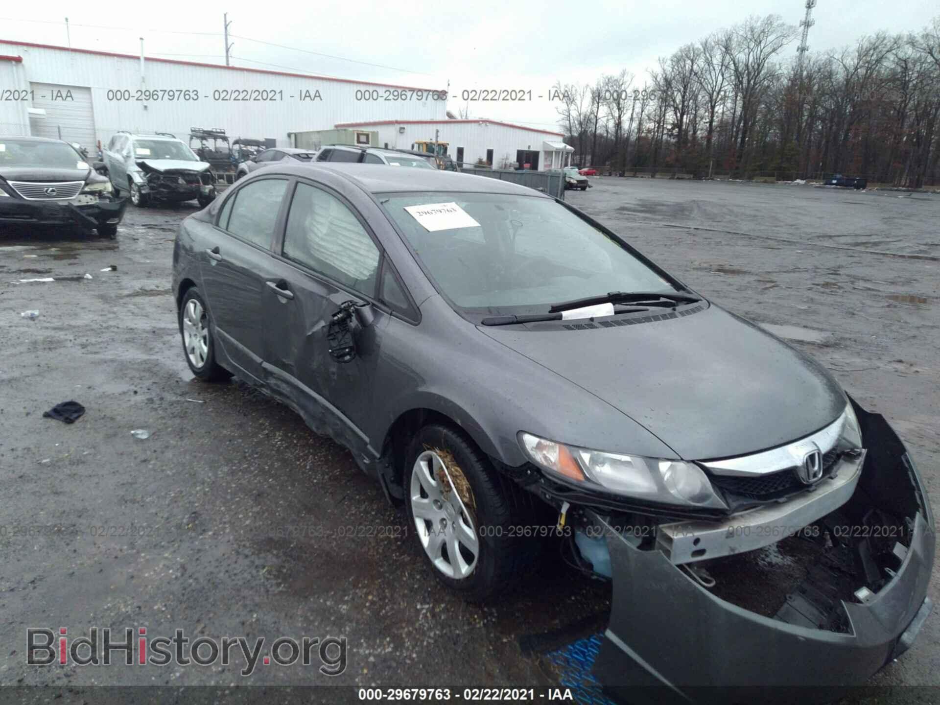Photo 19XFA1F53BE024545 - HONDA CIVIC SDN 2011