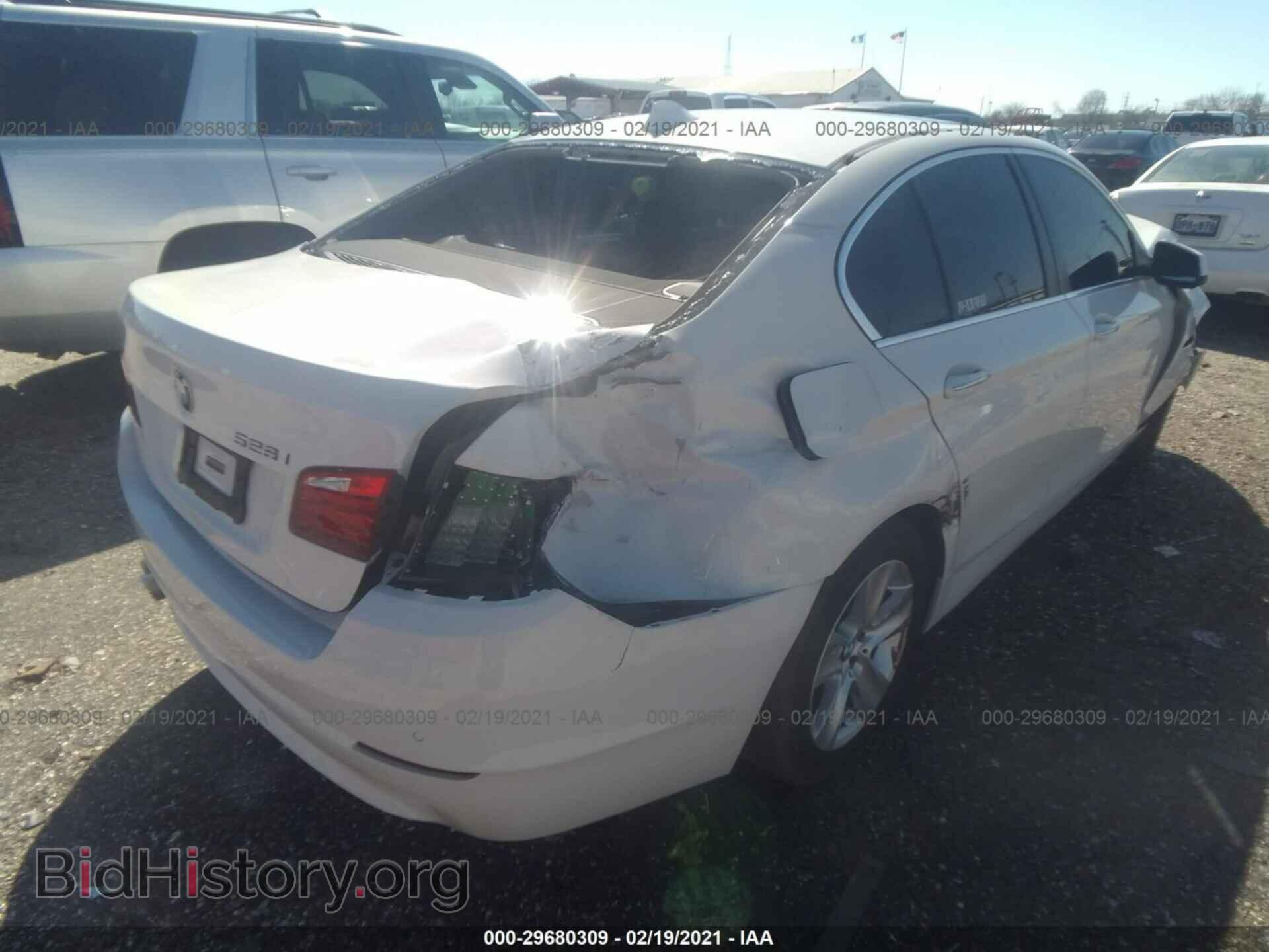 2011 BMW 5 SERIES - VIN: WBAFR1C54BC745054 - Фото 4