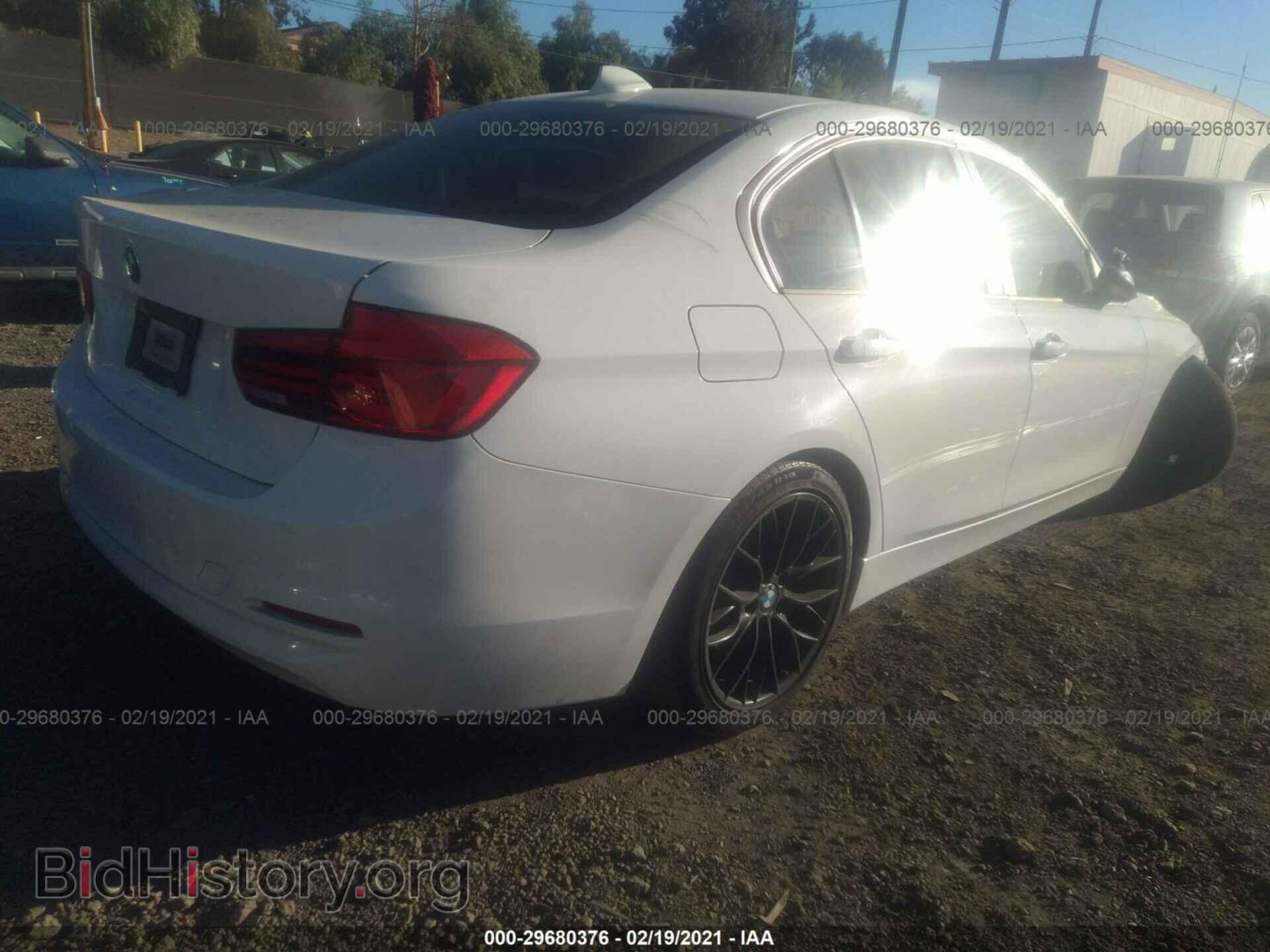 2016 BMW 3 SERIES - VIN: WBA8E1G57GNU11725 - Фото 4