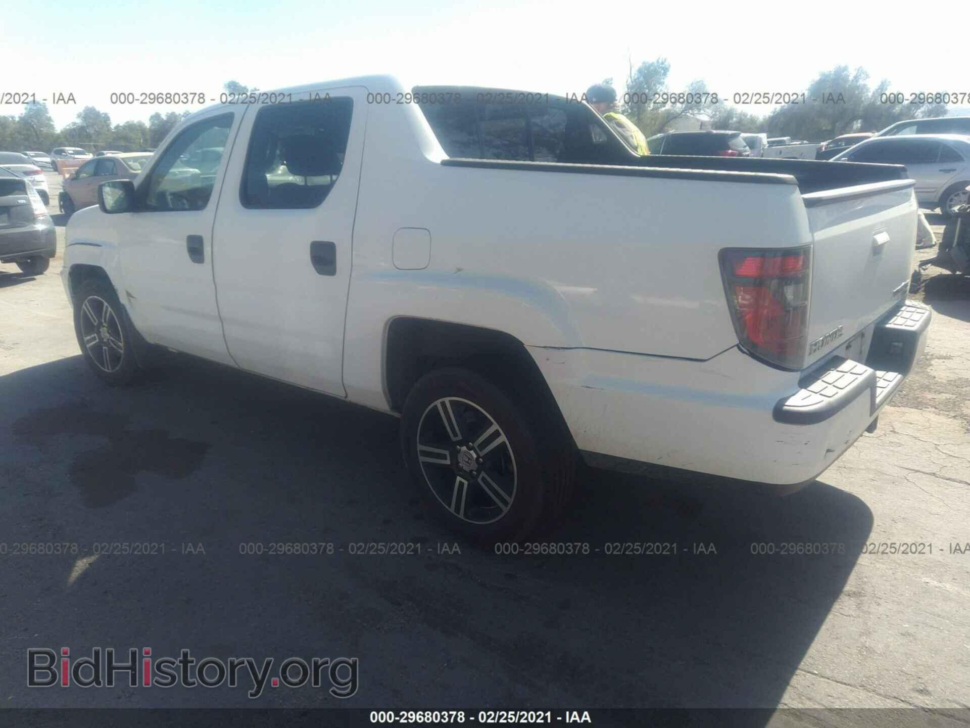 2013 HONDA RIDGELINE - VIN: 5FPYK1F79DB014856 - Фото 3