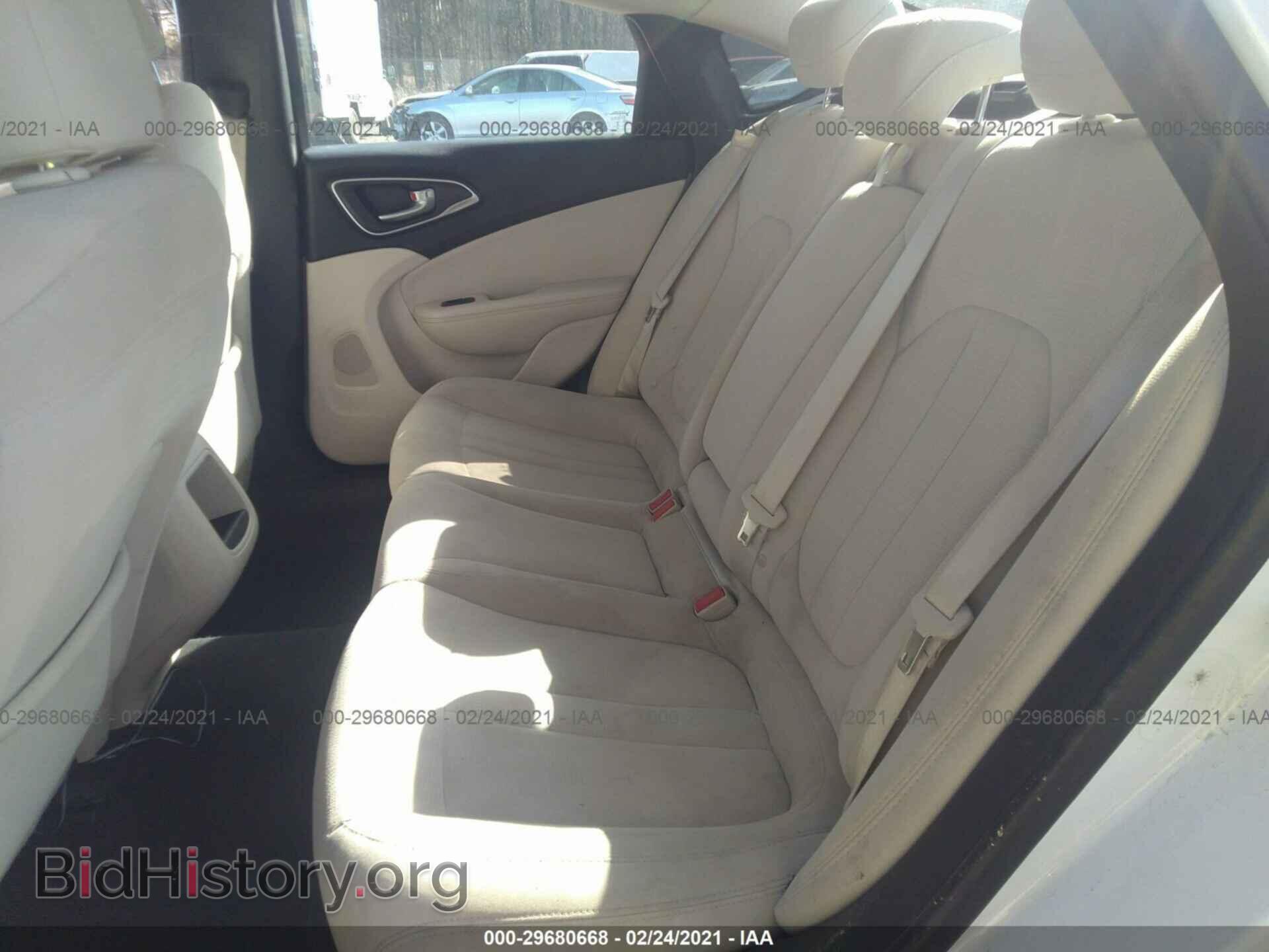 2015 CHRYSLER 200 - VIN: 1C3CCCAB4FN598857 - Фото 8