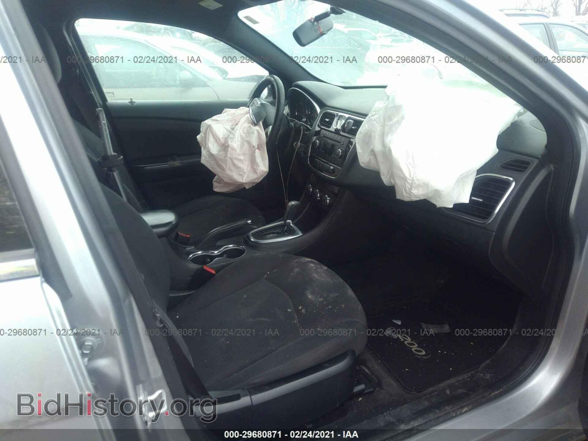 2013 CHRYSLER 200 - VIN: 1C3CCBBB8DN765405 - Photo 5