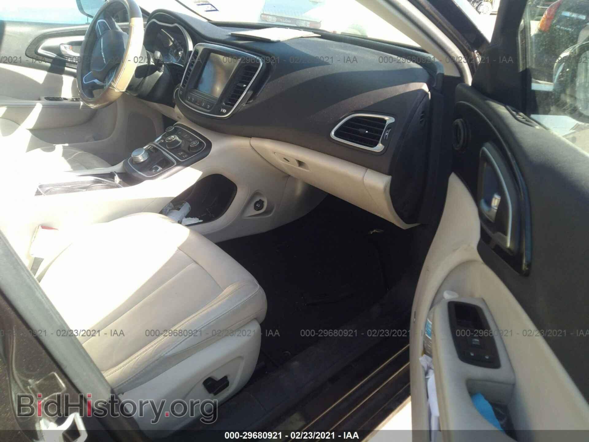 2015 CHRYSLER 200 - VIN: 1C3CCCCB7FN655856 - Photo 5