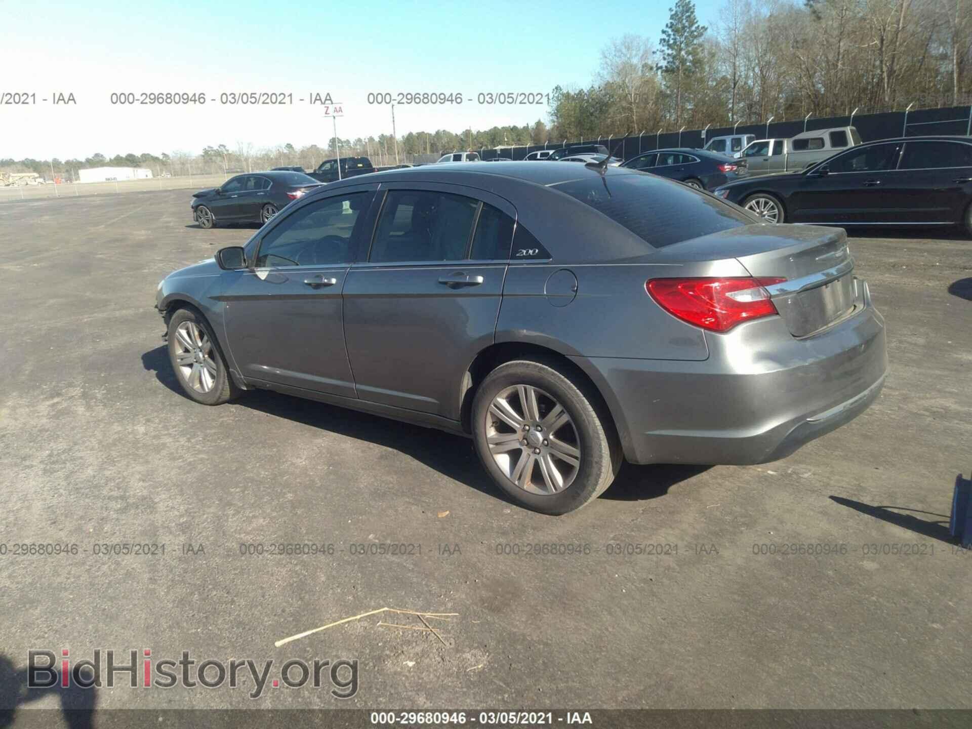 2013 CHRYSLER 200 - VIN: 1C3CCBBB2DN546441 - Фото 3