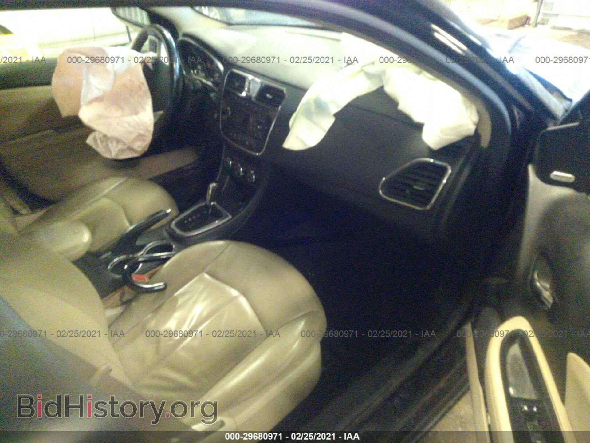 2013 CHRYSLER 200 - VIN: 1C3CCBCG1DN524781 - Фото 5
