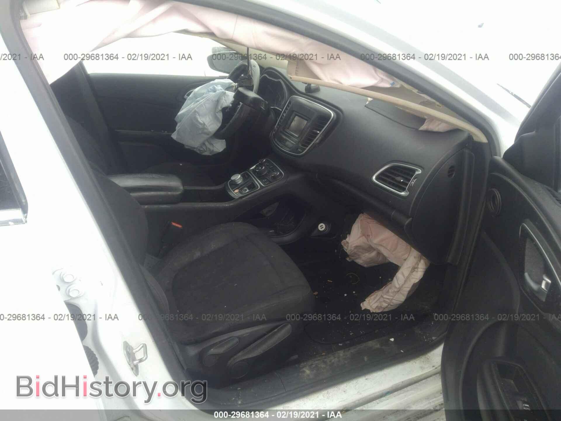 2016 CHRYSLER 200 - VIN: 1C3CCCAB0GN152786 - Фото 5