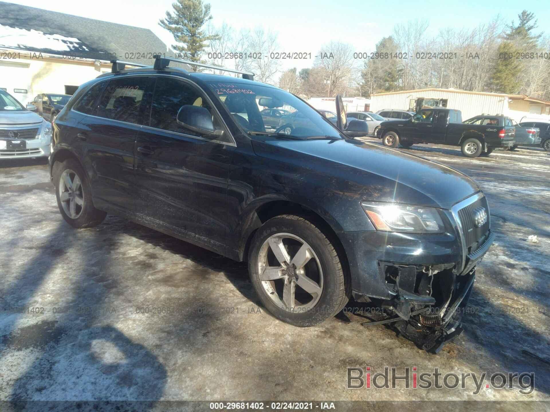 Фотография WA1LFAFP7BA028908 - AUDI Q5 2011