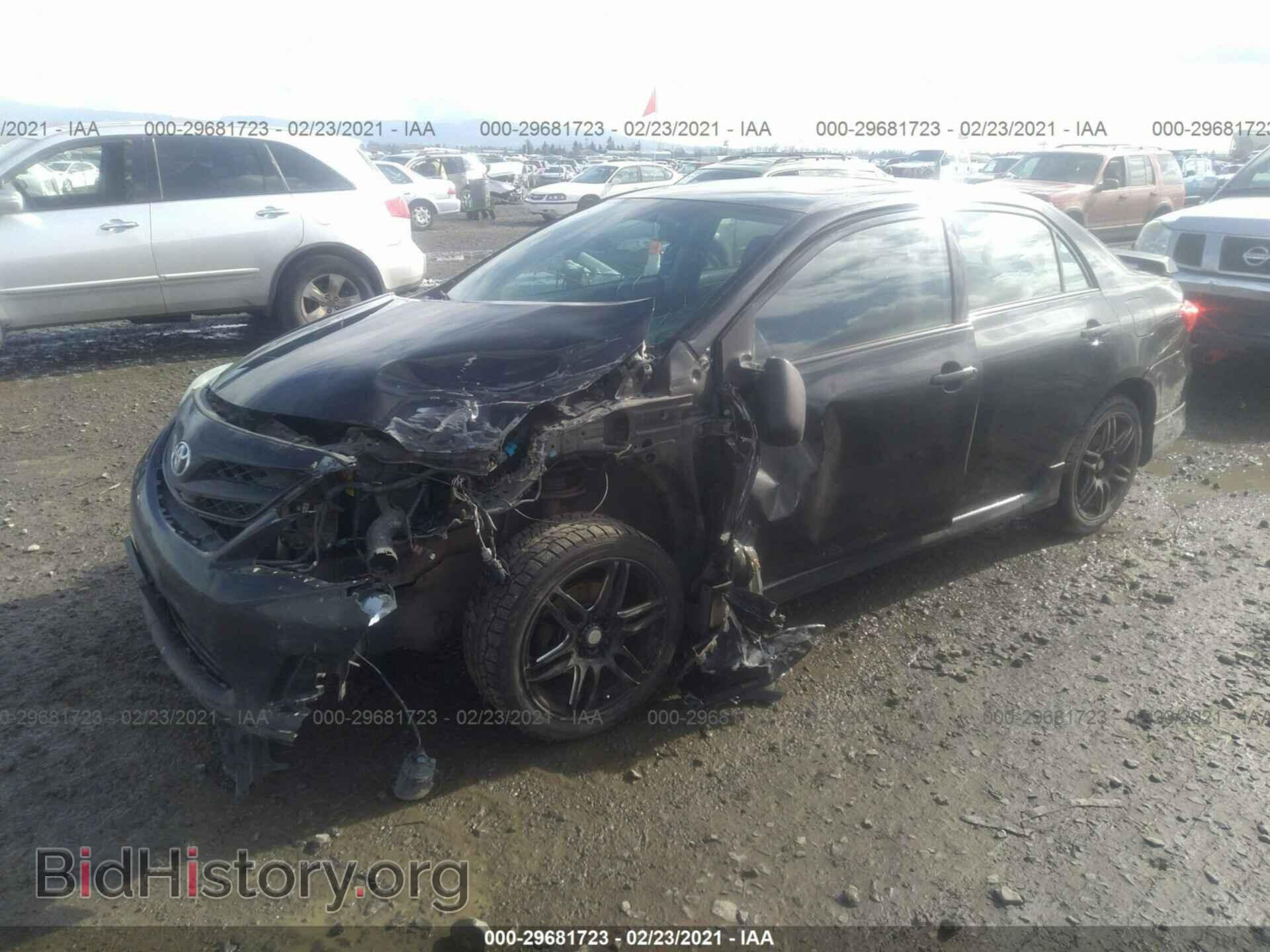 2011 TOYOTA COROLLA - VIN: 2T1BU4EE0BC624933 - Фото 2