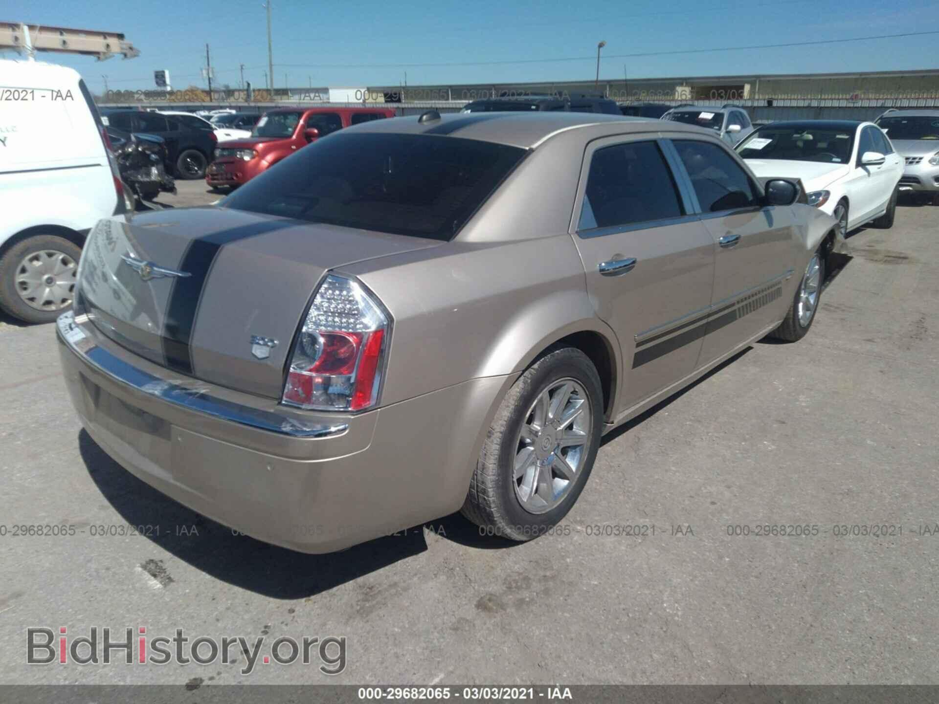 2006 CHRYSLER 300 - VIN: 2C3LA63H16H202899 - Фото 4