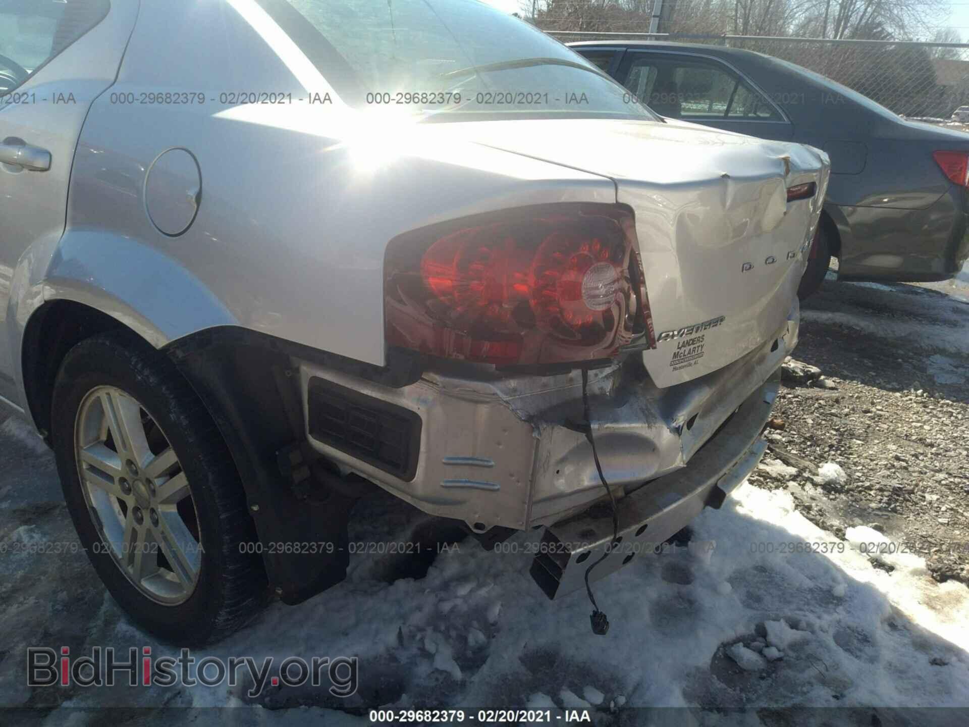 2011 DODGE AVENGER - VIN: 1B3BD1FB1BN513308 - Photo 6