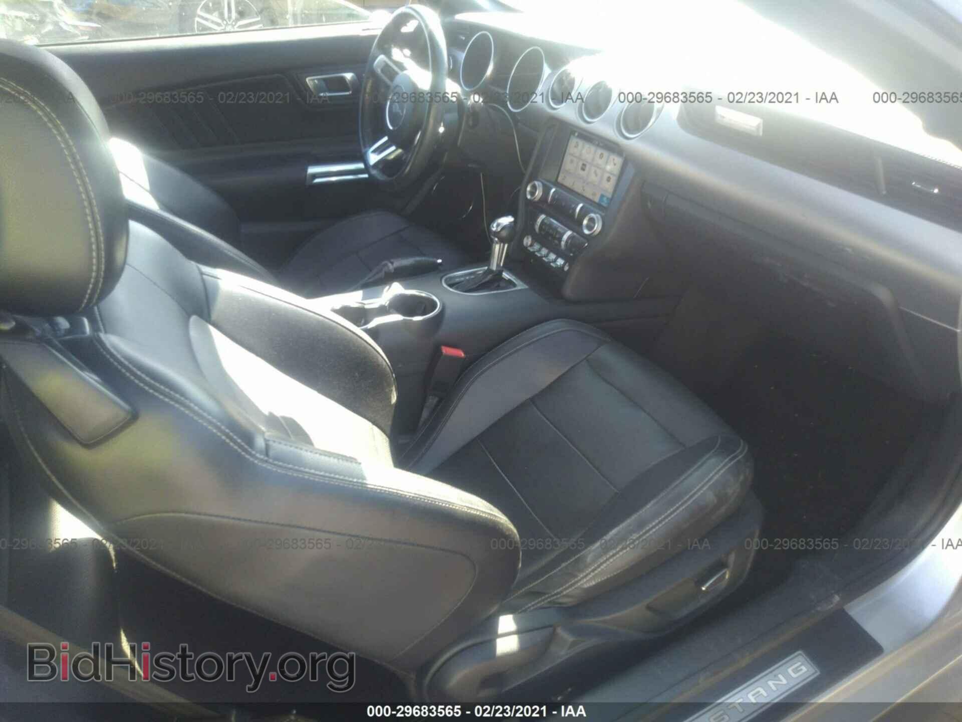 2018 FORD MUSTANG - VIN: 1FATP8UHXJ5166379 - Фото 5