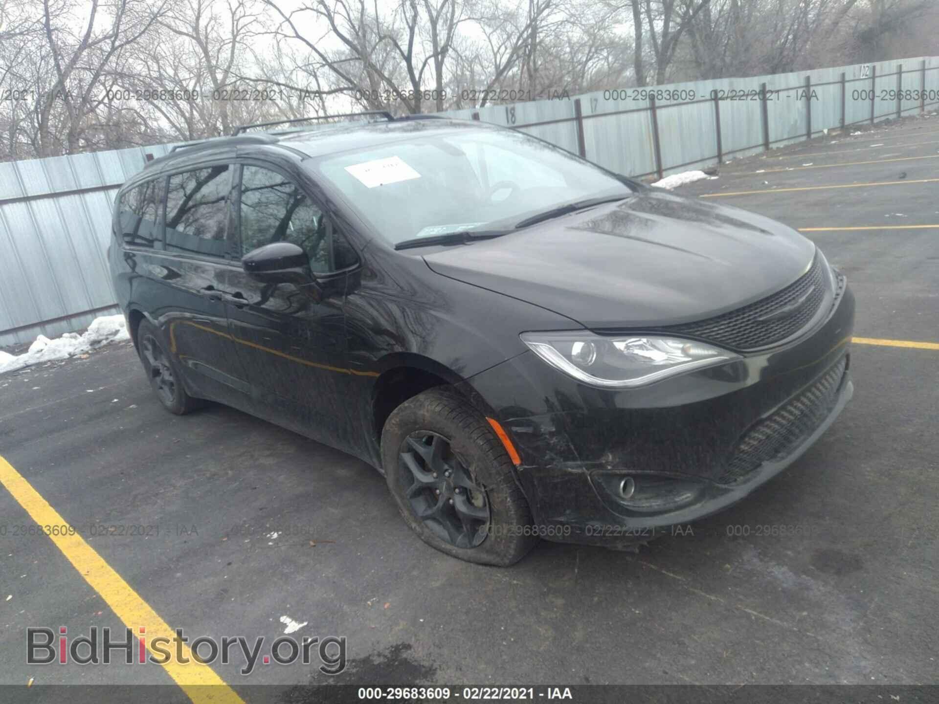 Фотография 2C4RC1BG8JR258837 - CHRYSLER PACIFICA 2018