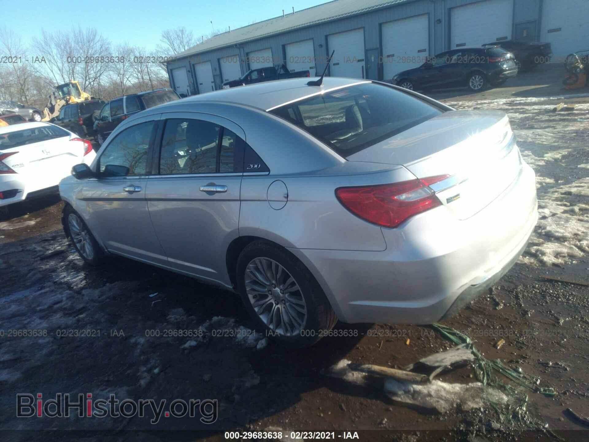 2012 CHRYSLER 200 - VIN: 1C3CCBCG1CN113248 - Фото 3