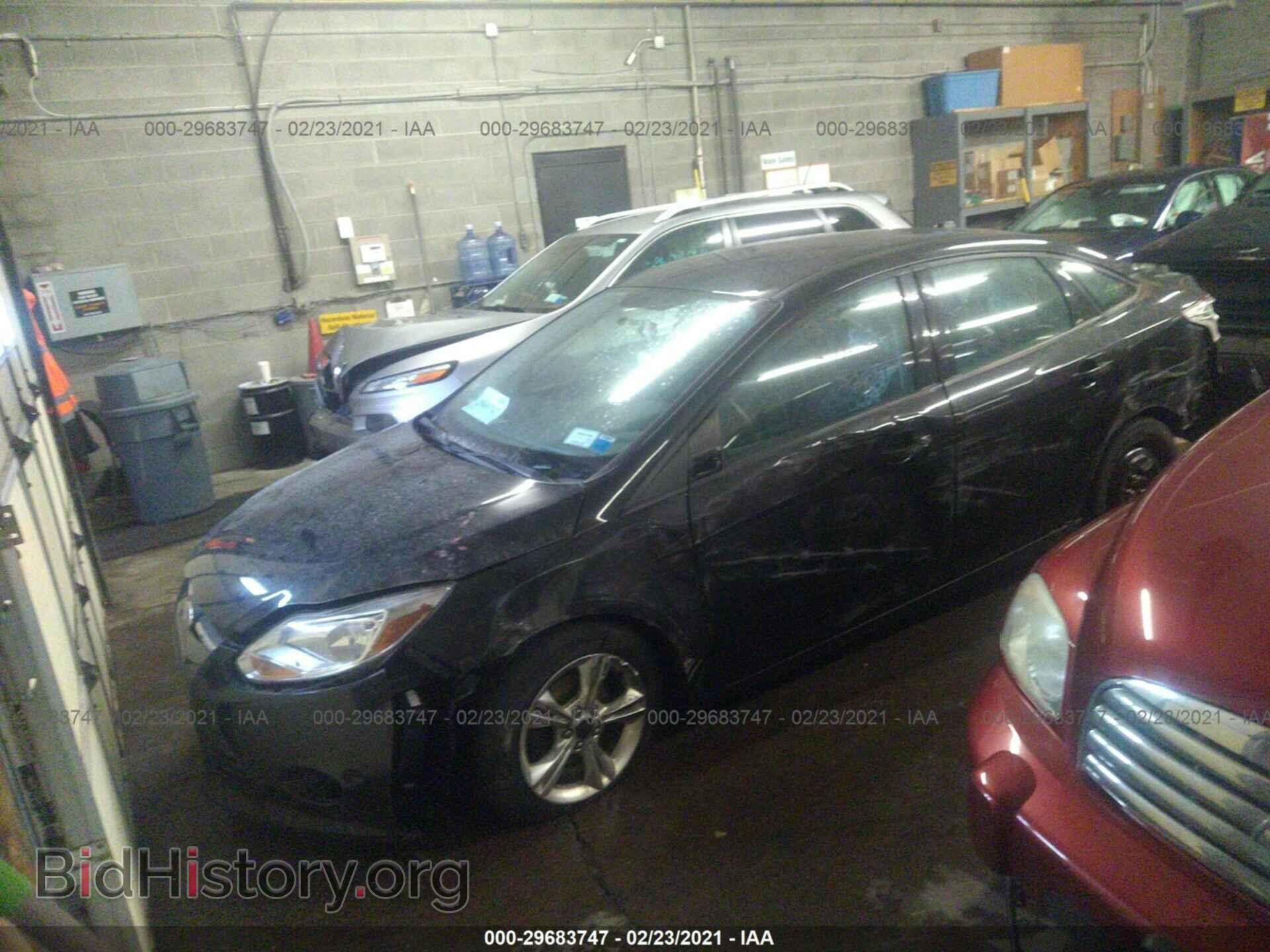 2014 FORD FOCUS - VIN: 1FADP3F23EL136383 - Фото 2