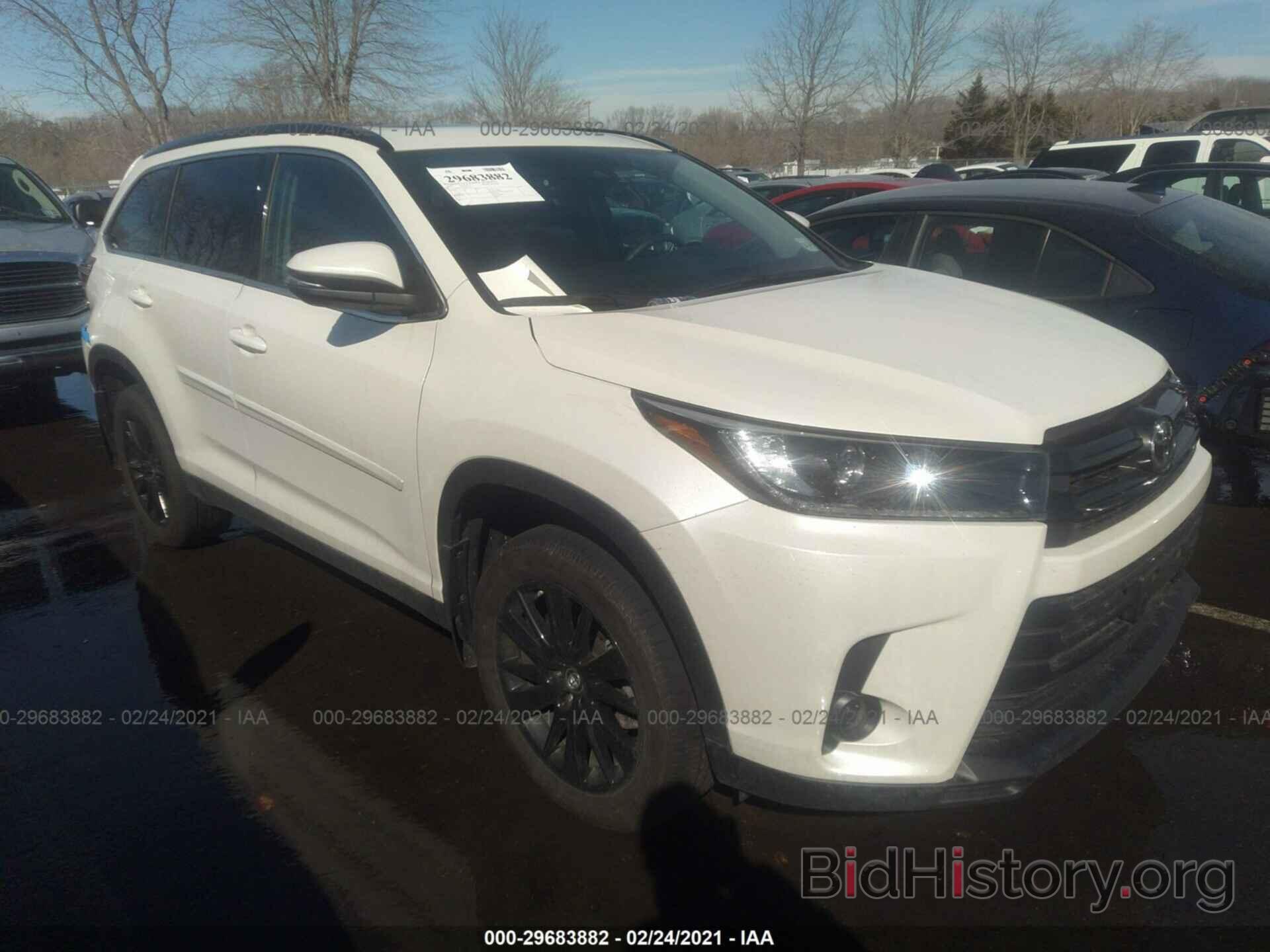 Photo 5TDJZRFH5KS615011 - TOYOTA HIGHLANDER 2019