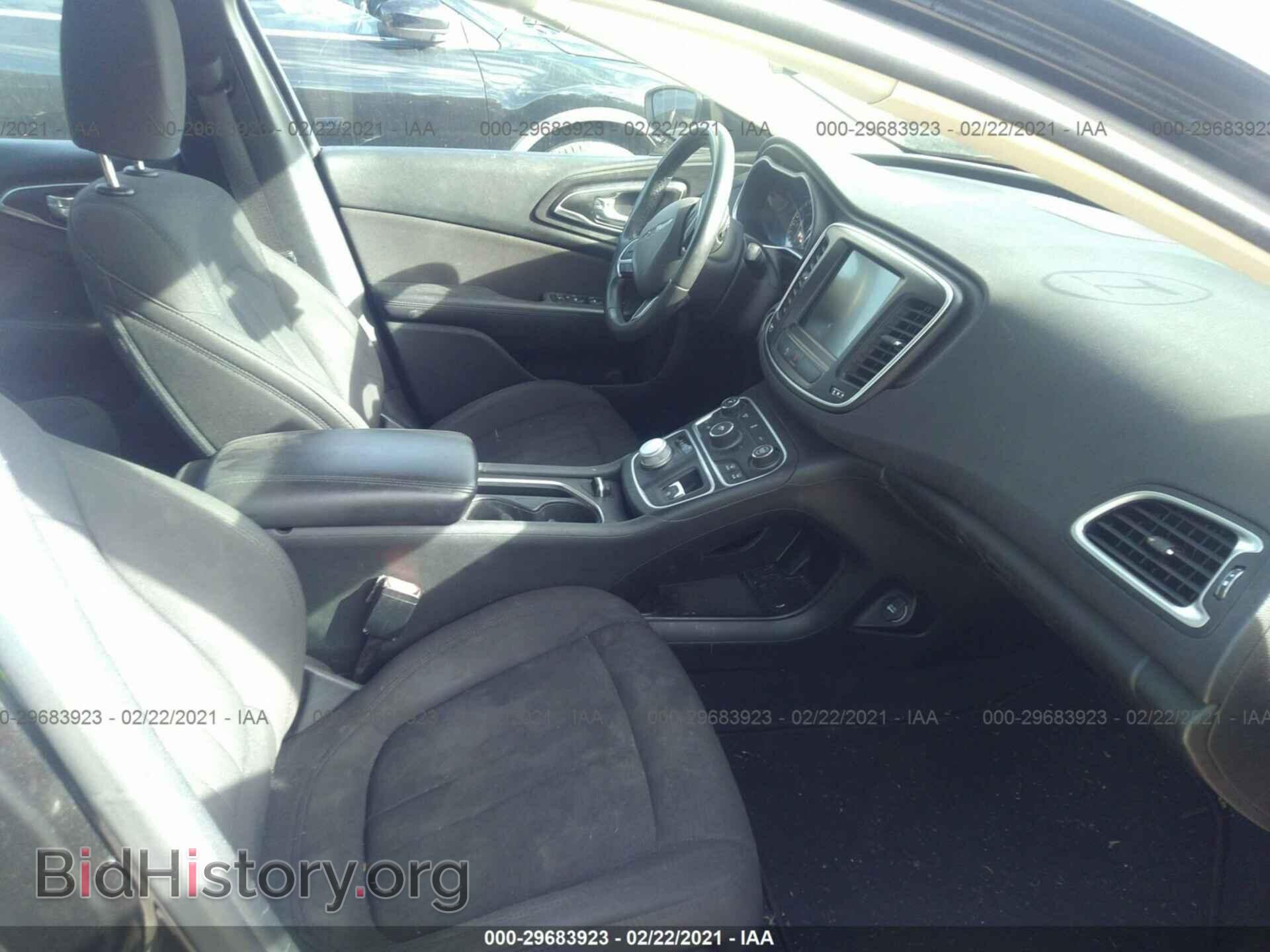 2015 CHRYSLER 200 - VIN: 1C3CCCAB1FN738217 - Фото 5
