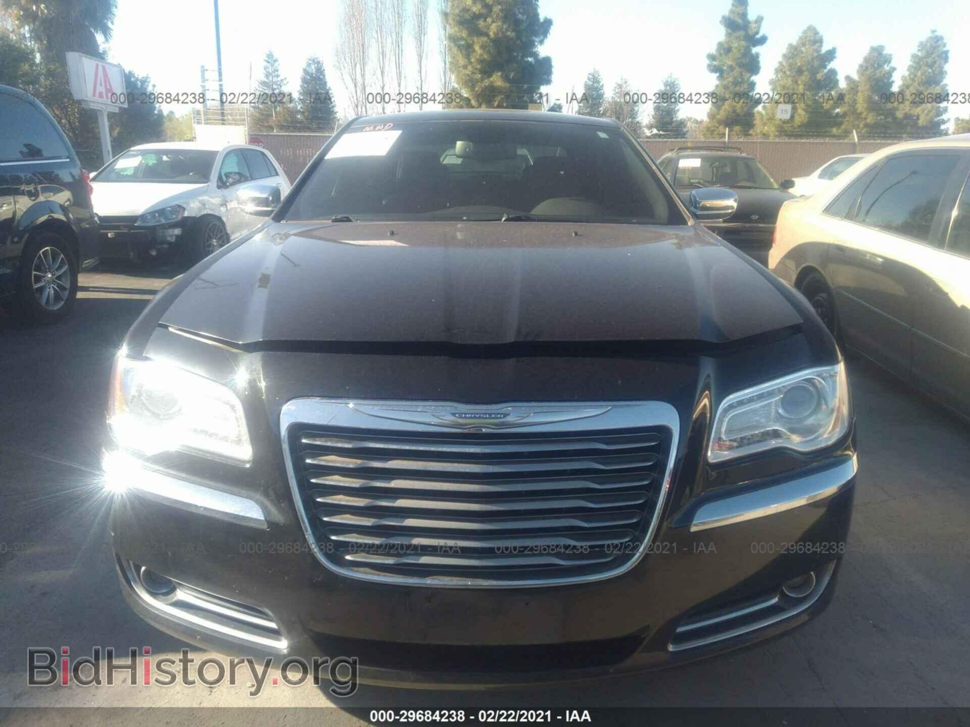 2011 CHRYSLER 300 - VIN: 2C3CA6CT2BH537717 - Фото 6