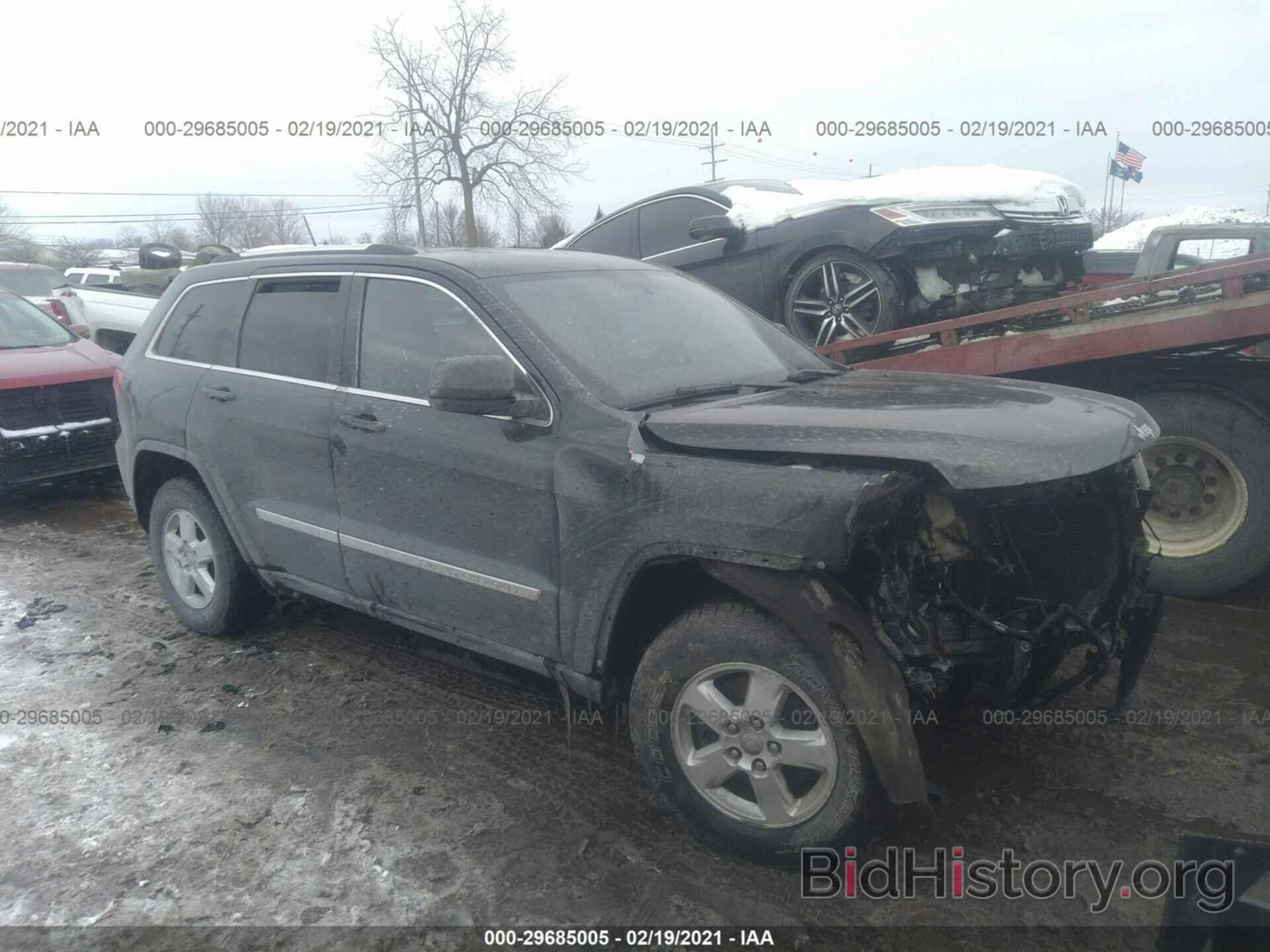 Photo 1J4RR4GG1BC546454 - JEEP GRAND CHEROKEE 2011