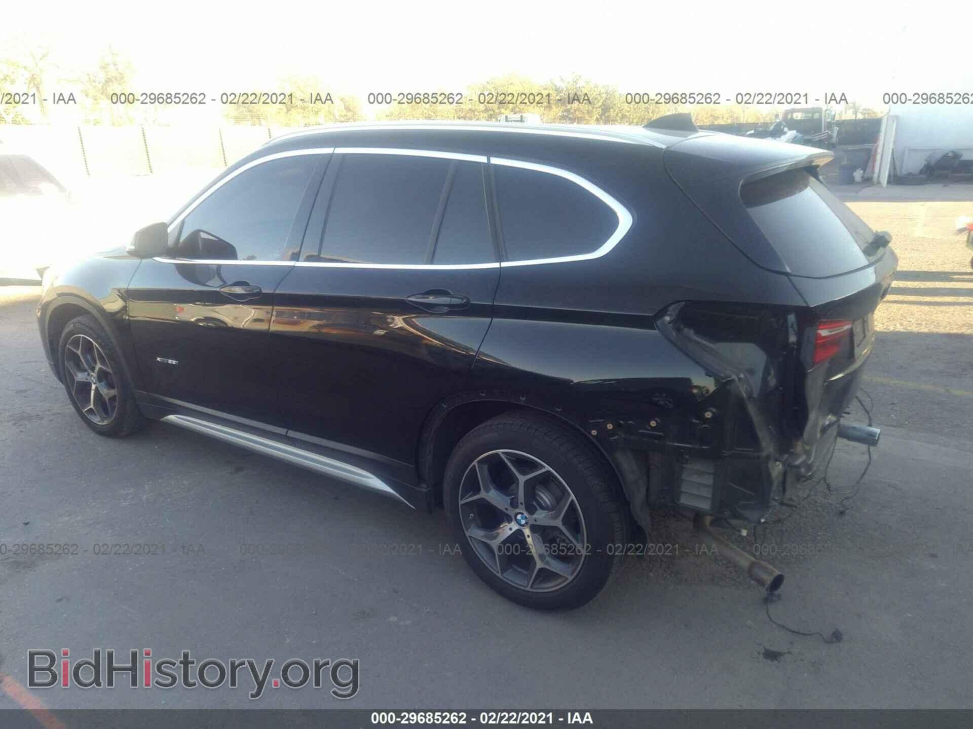2017 BMW X1 - VIN: WBXHT3C32H5F67882 - Фото 3