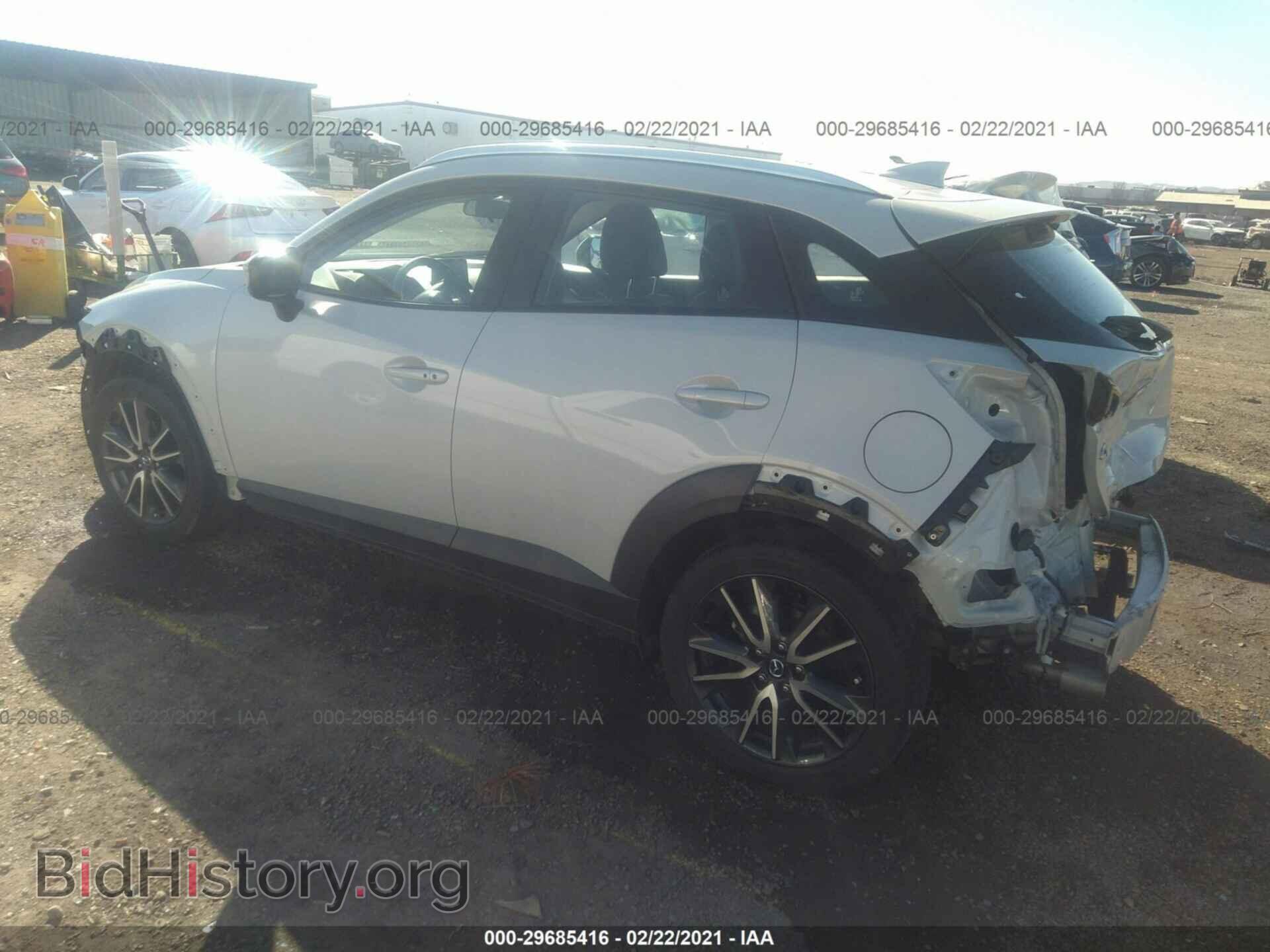 2018 MAZDA CX-3 - VIN: JM1DKDC70J1307708 - Фото 3