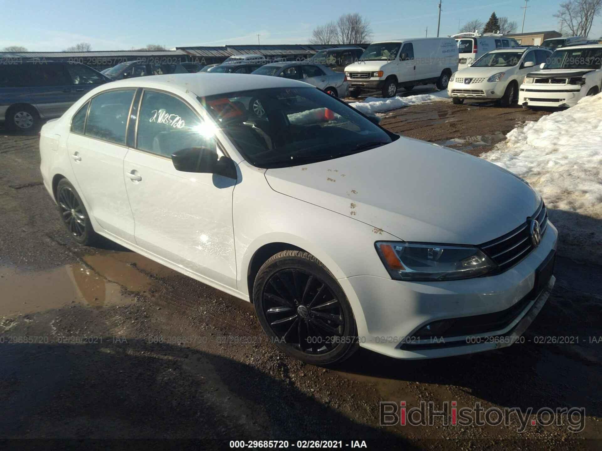 Фотография 3VWD17AJ0GM348447 - VOLKSWAGEN JETTA SEDAN 2016