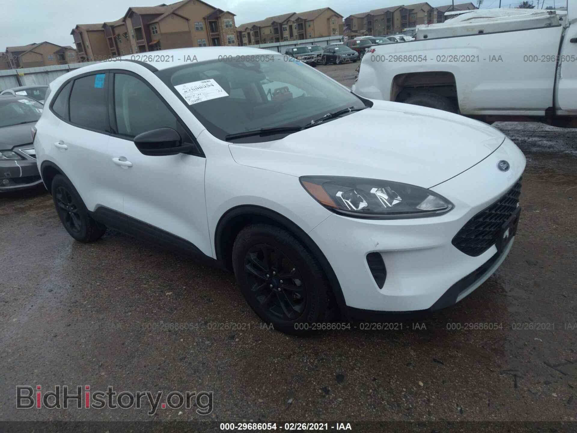 Photo 1FMCU0BZ0LUA80597 - FORD ESCAPE 2020