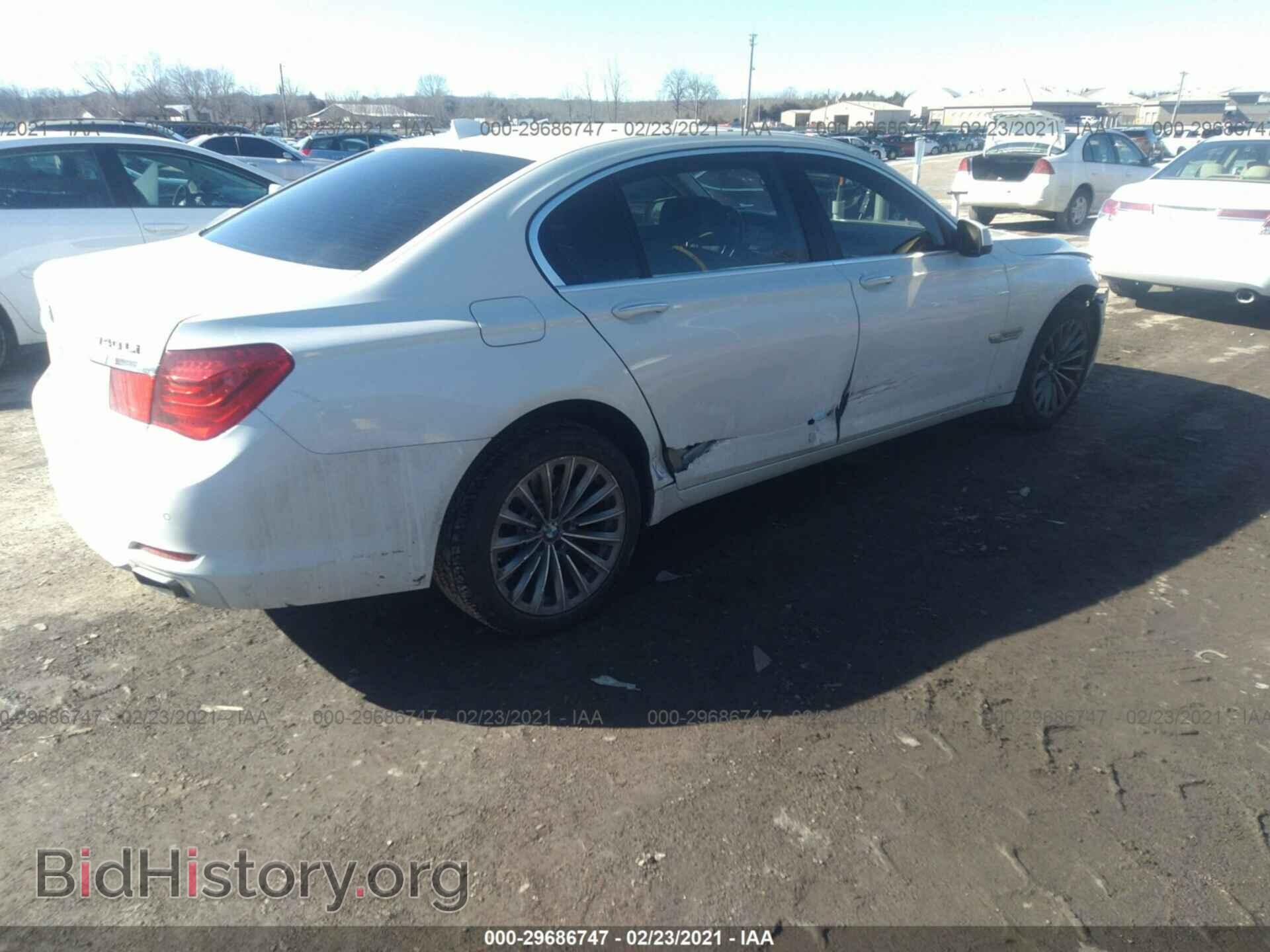 2012 BMW 7 SERIES - VIN: WBAKB4C56CC576760 - Фото 4
