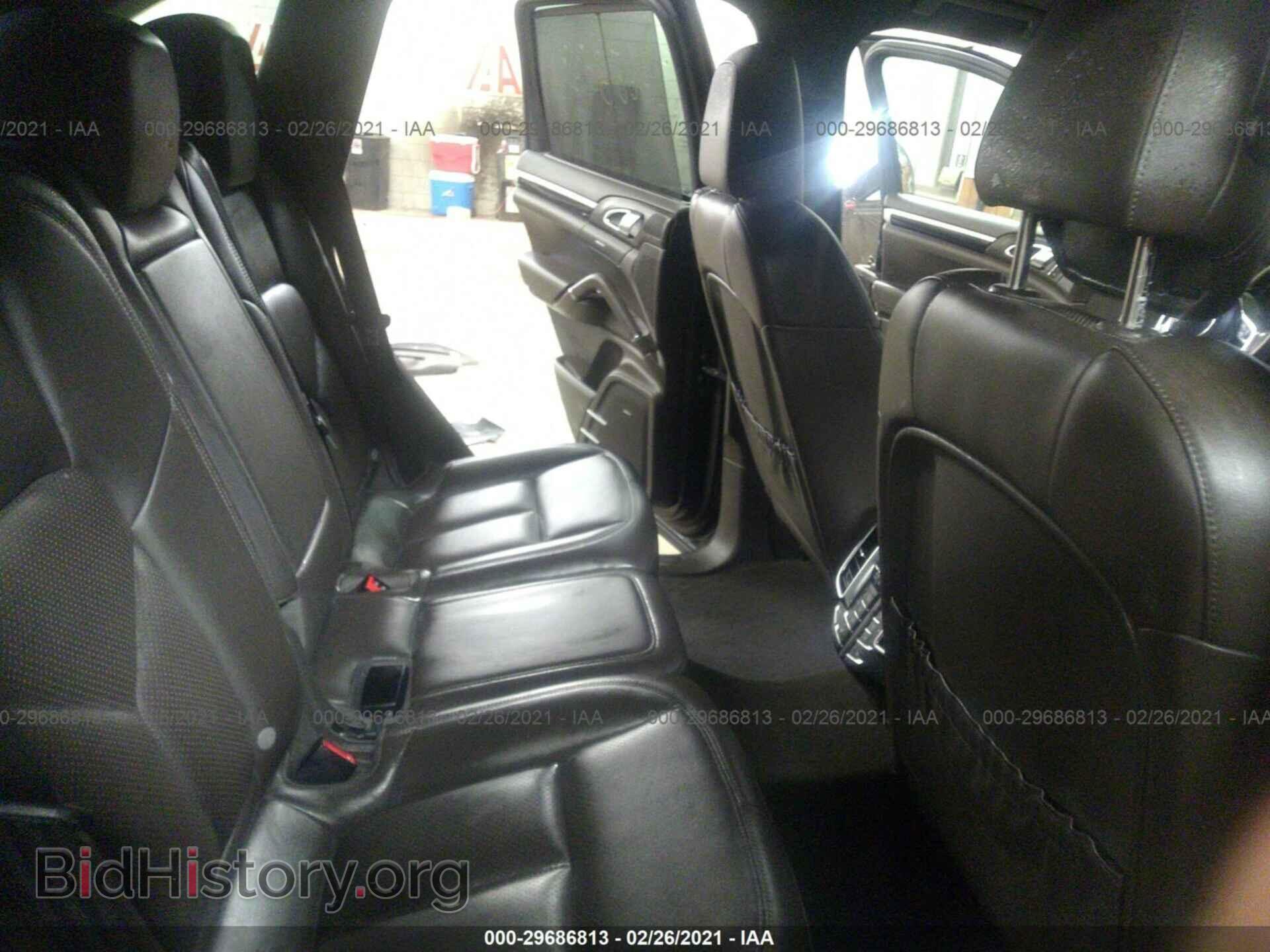 2017 PORSCHE CAYENNE - VIN: WP1AB2A26HLA52770 - Фото 8