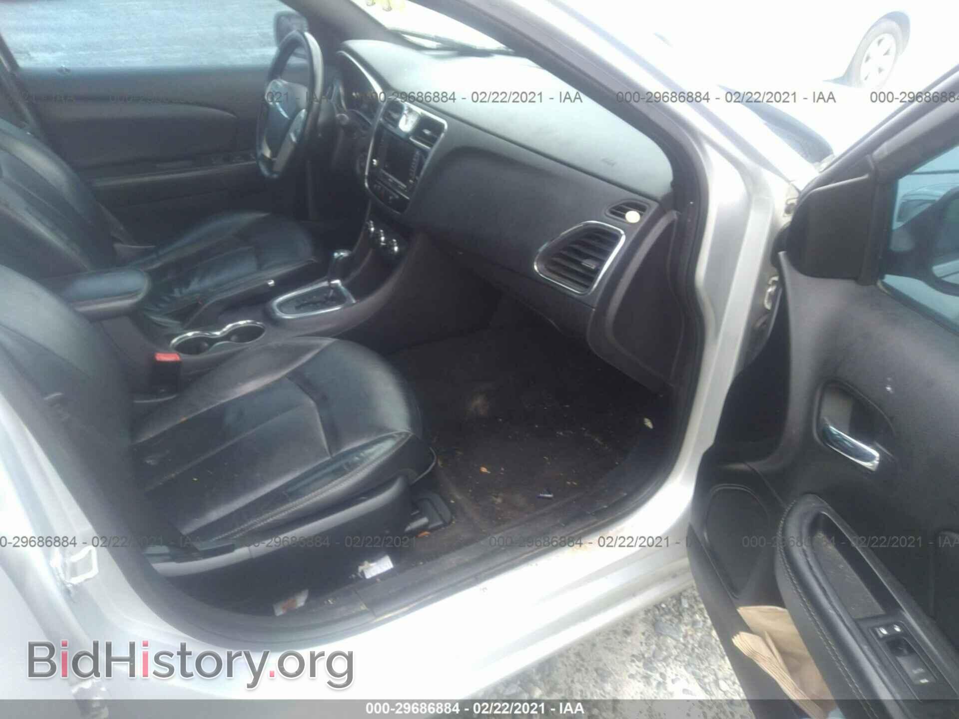 2012 CHRYSLER 200 - VIN: 1C3CCBCG8CN122397 - Фото 5