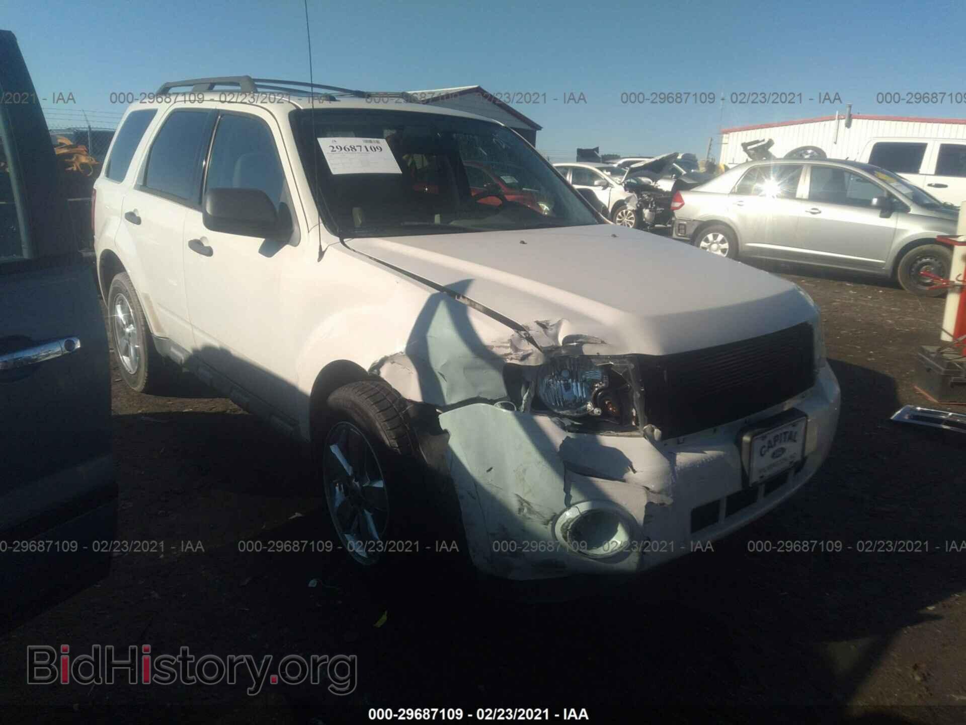 Фотография 1FMCU0D74CKA12763 - FORD ESCAPE 2012