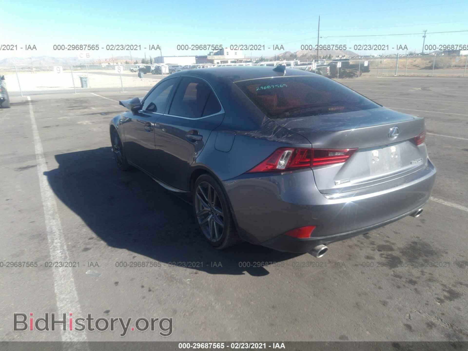 2016 LEXUS IS 200T - VIN: JTHBA1D29G5031296 - Фото 3