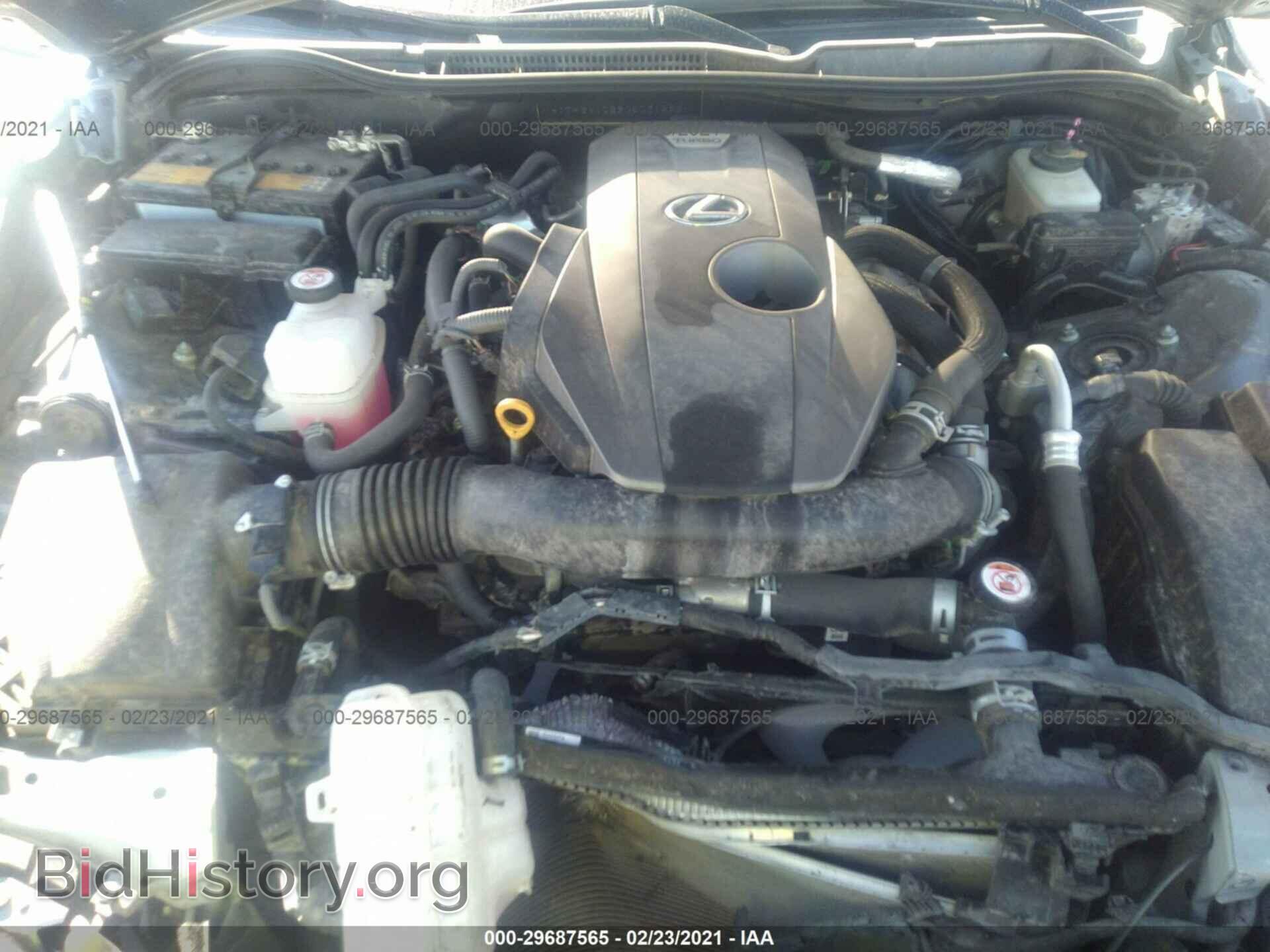 2016 LEXUS IS 200T - VIN: JTHBA1D29G5031296 - Фото 10