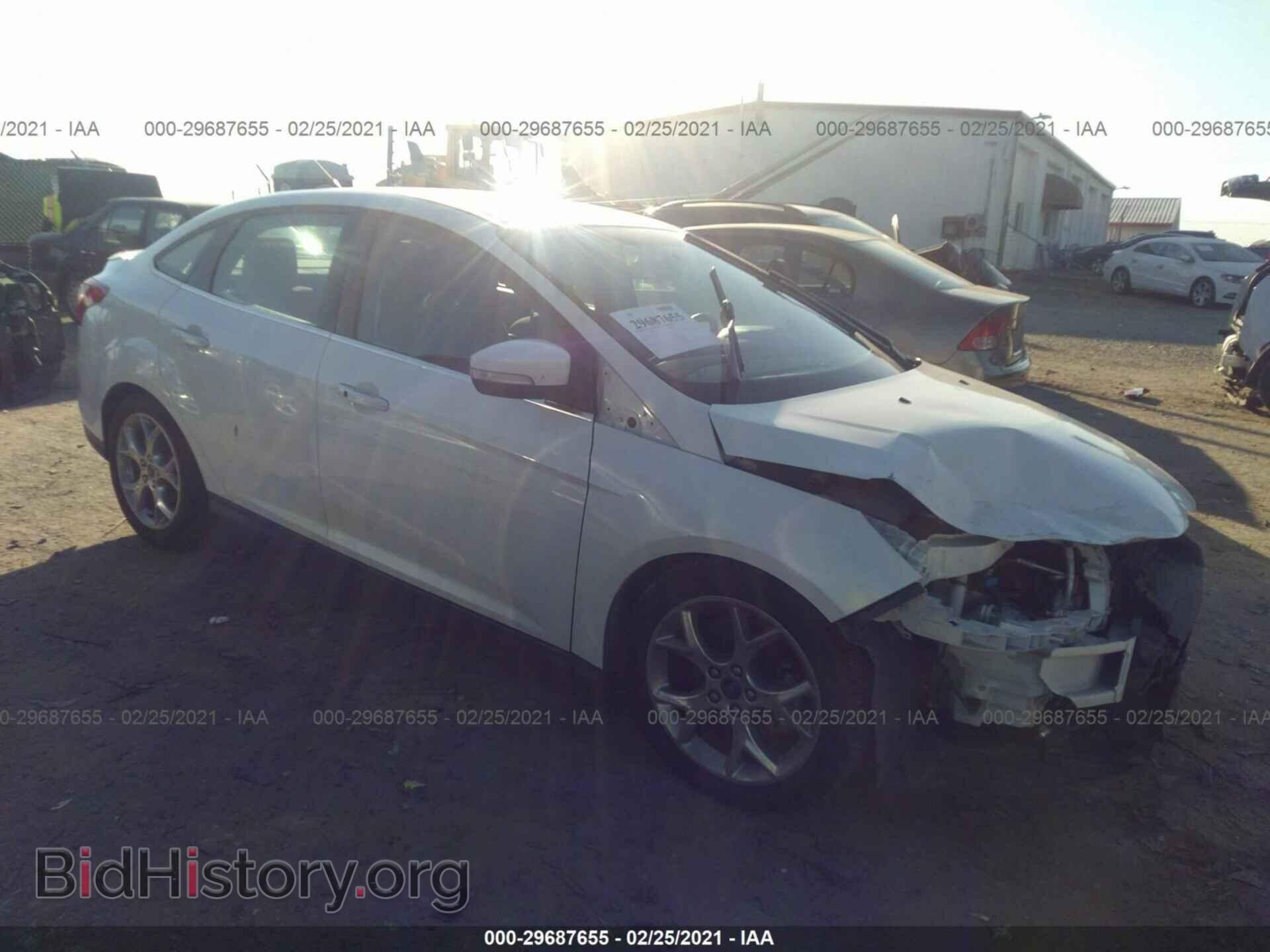 Фотография 1FAHP3J28CL335600 - FORD FOCUS 2012
