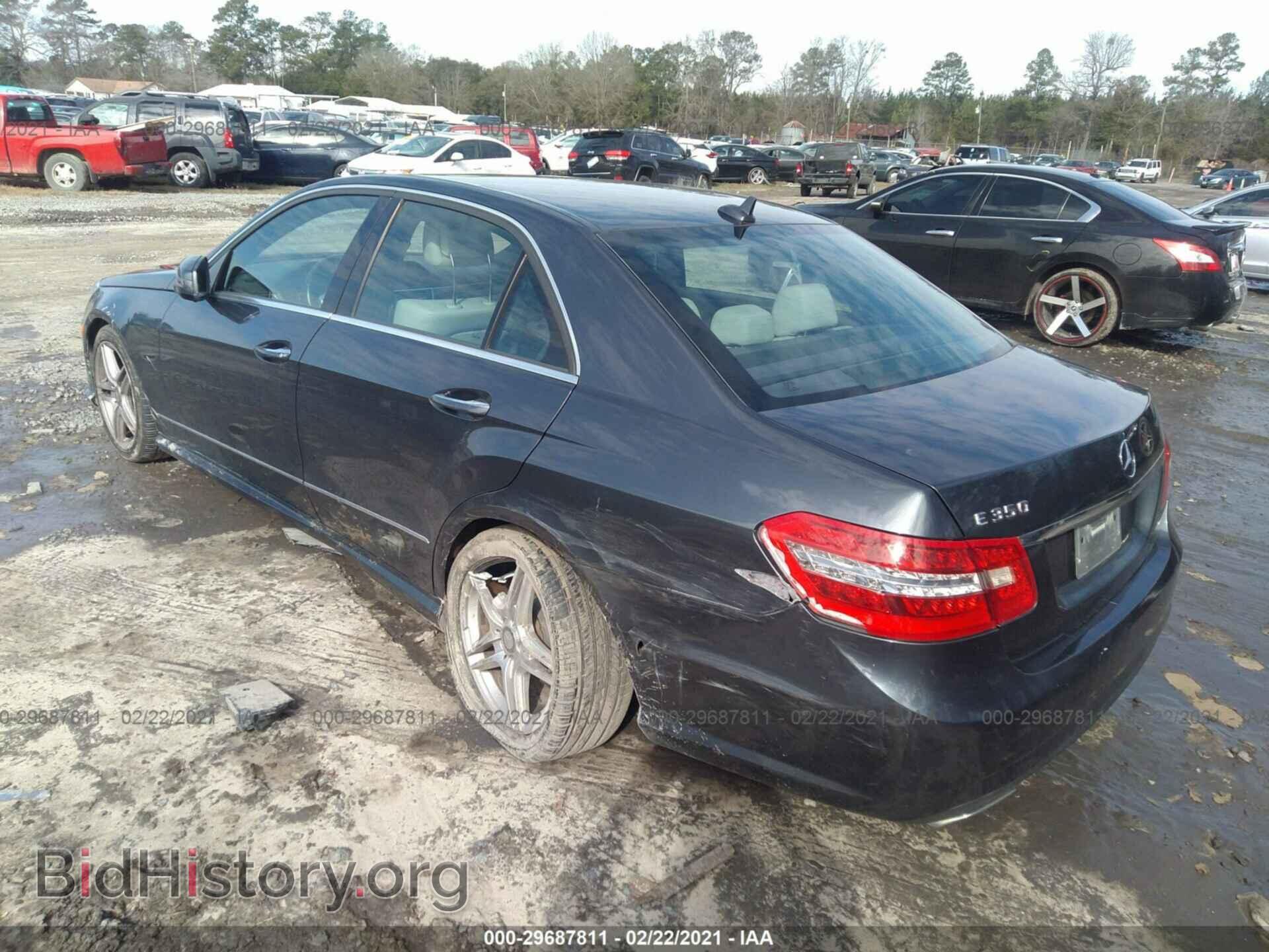 2013 MERCEDES-BENZ E-CLASS - VIN: WDDHF5KBXDA725642 - Фото 3