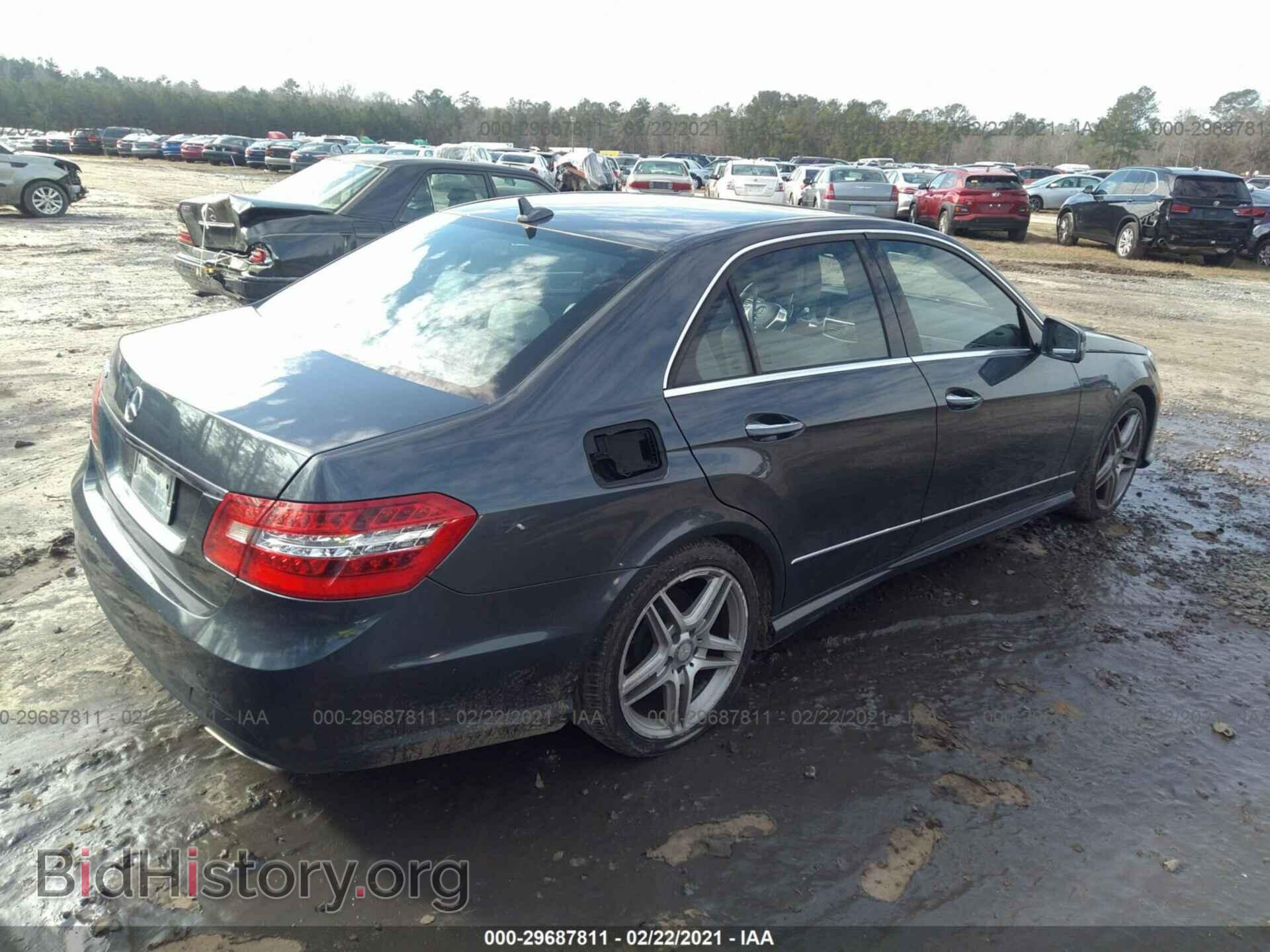 2013 MERCEDES-BENZ E-CLASS - VIN: WDDHF5KBXDA725642 - Фото 4