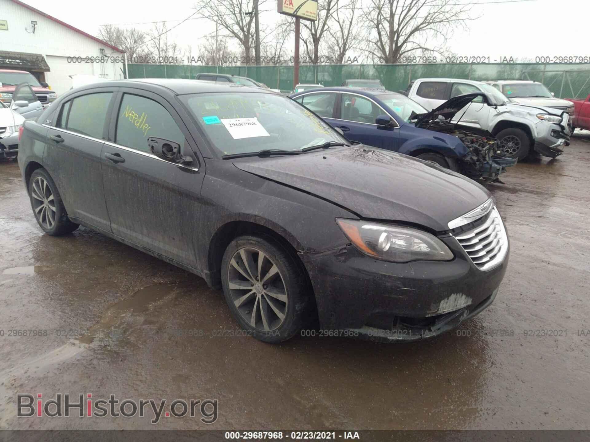 Фотография 1C3CCBBB8DN580609 - CHRYSLER 200 2013