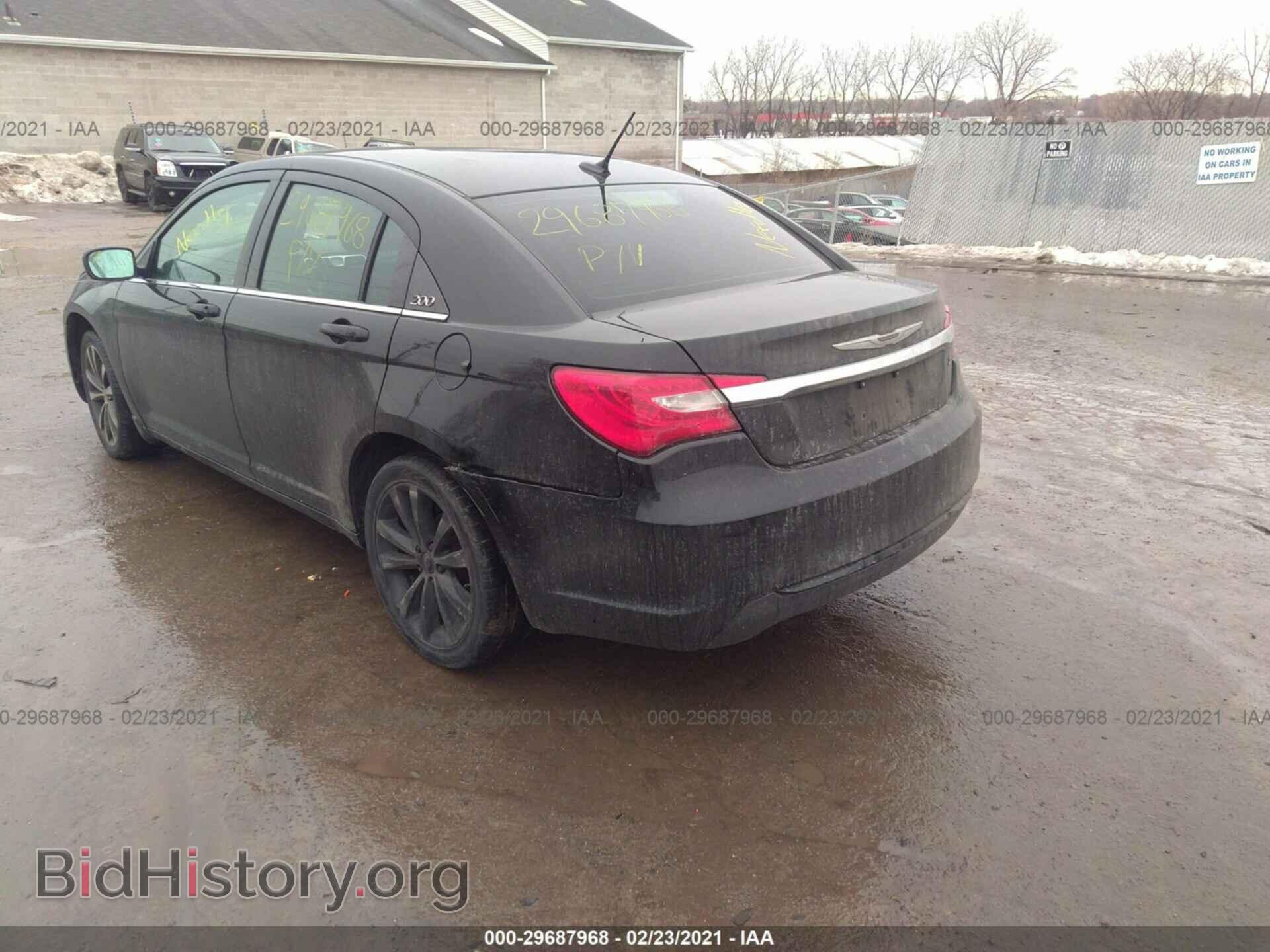 2013 CHRYSLER 200 - VIN: 1C3CCBBB8DN580609 - Фото 3