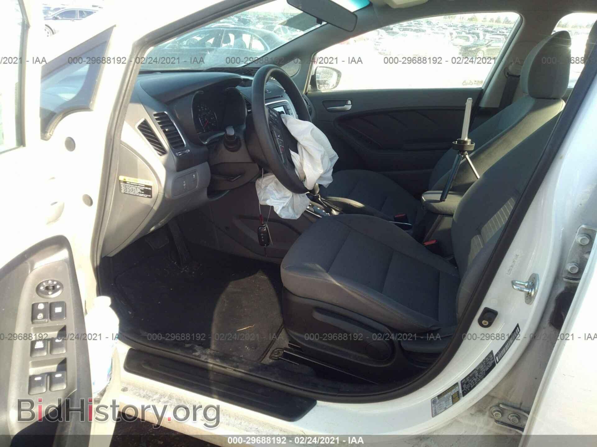 2017 KIA FORTE - VIN: 3KPFL4A77HE102273 - Фото 5