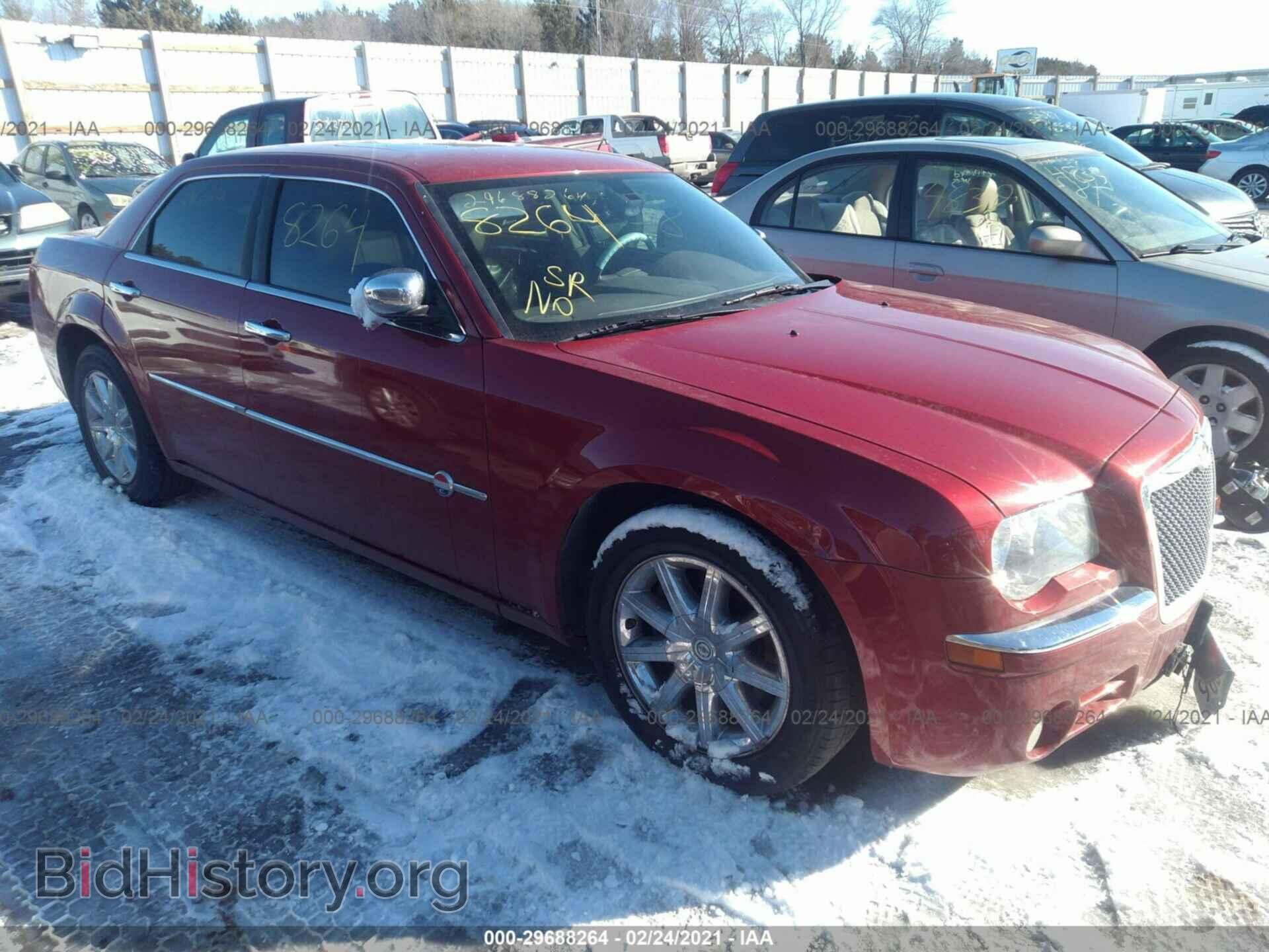 Photo 2C3KA63HX7H807050 - CHRYSLER 300 2007